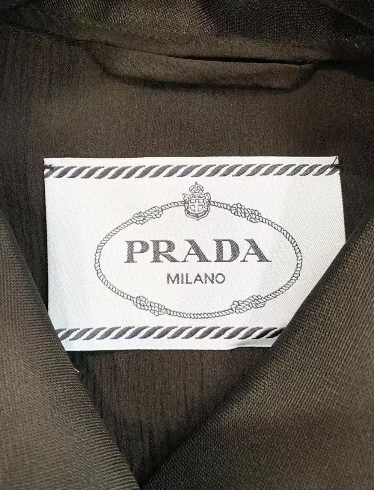 Prada Prada Black Short Jacket, Classic Fashion Style J33 Size XS / US 0-2 / IT 36-38 - 5 Thumbnail