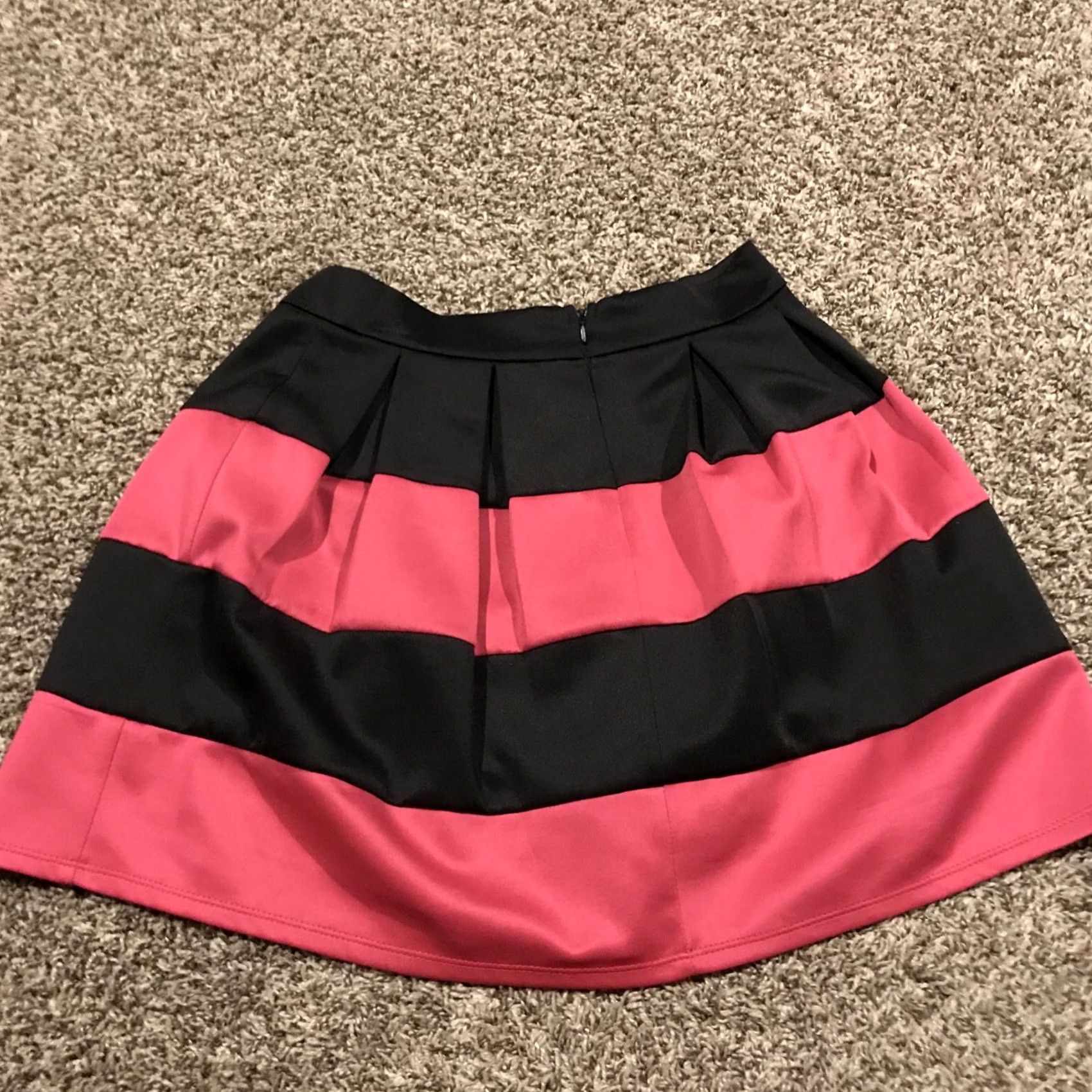 Forever 21 FOREVER 21 Skirt A-Line Short Polyester Zip Striped Black Pink Womens S Size 28" / US 6 / IT 42 - 3 Thumbnail