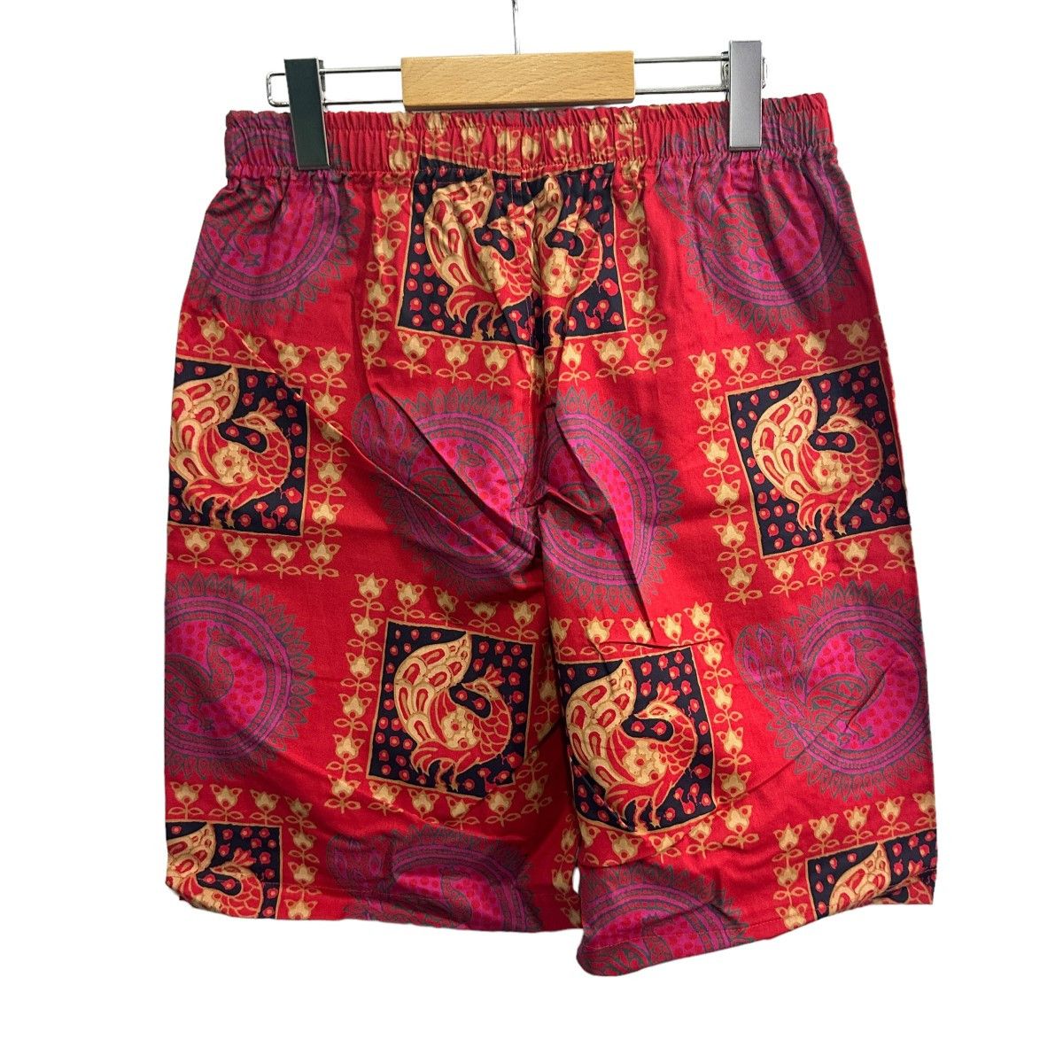 Needles Shorts Basketball Total Pattern Half Pants Red Size US 33 - 2 Thumbnail