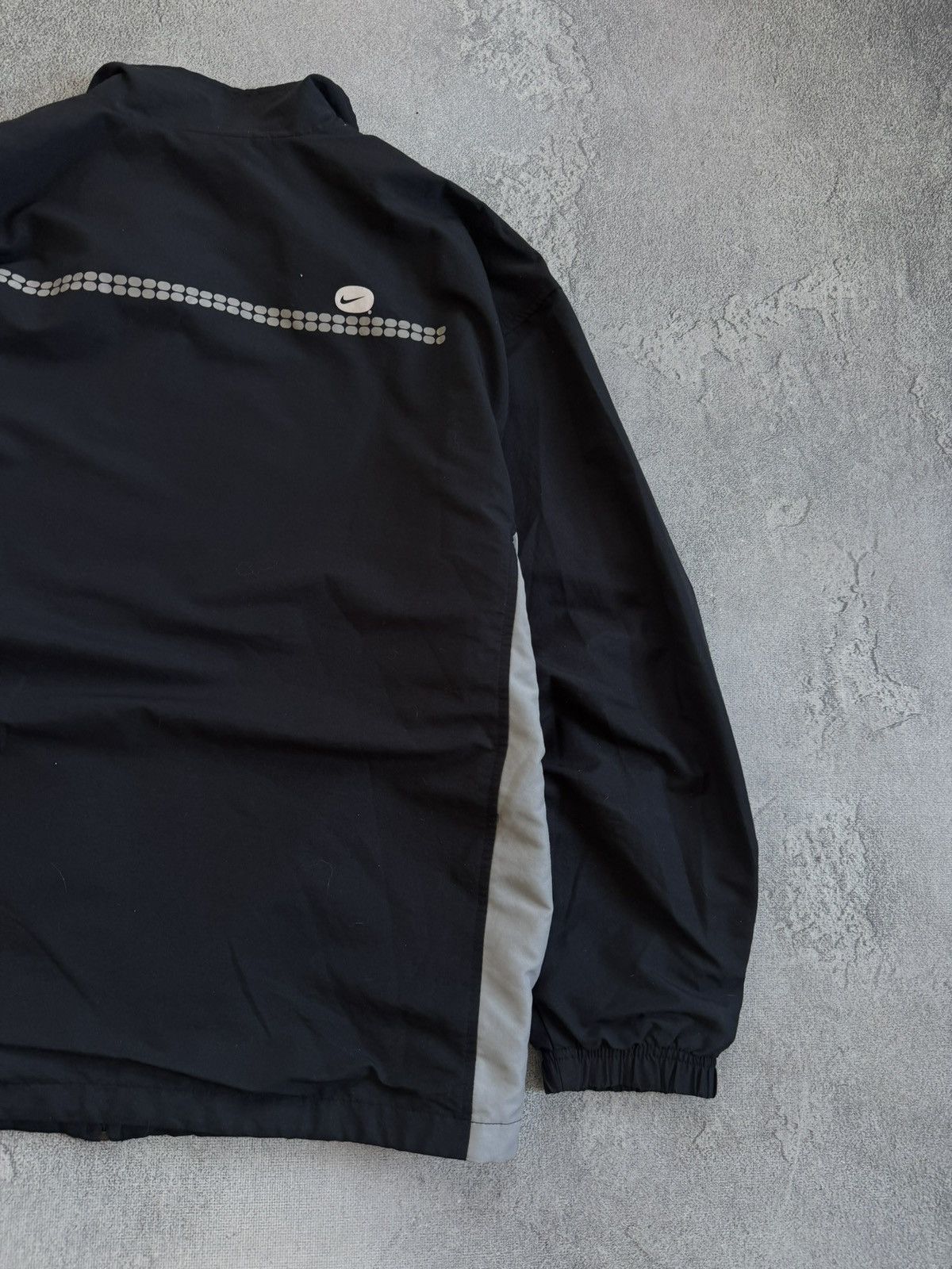 Nike Nike L/size swoosh light track jacket bomber olympic retro Size US L / EU 52-54 / 3 - 11 Thumbnail