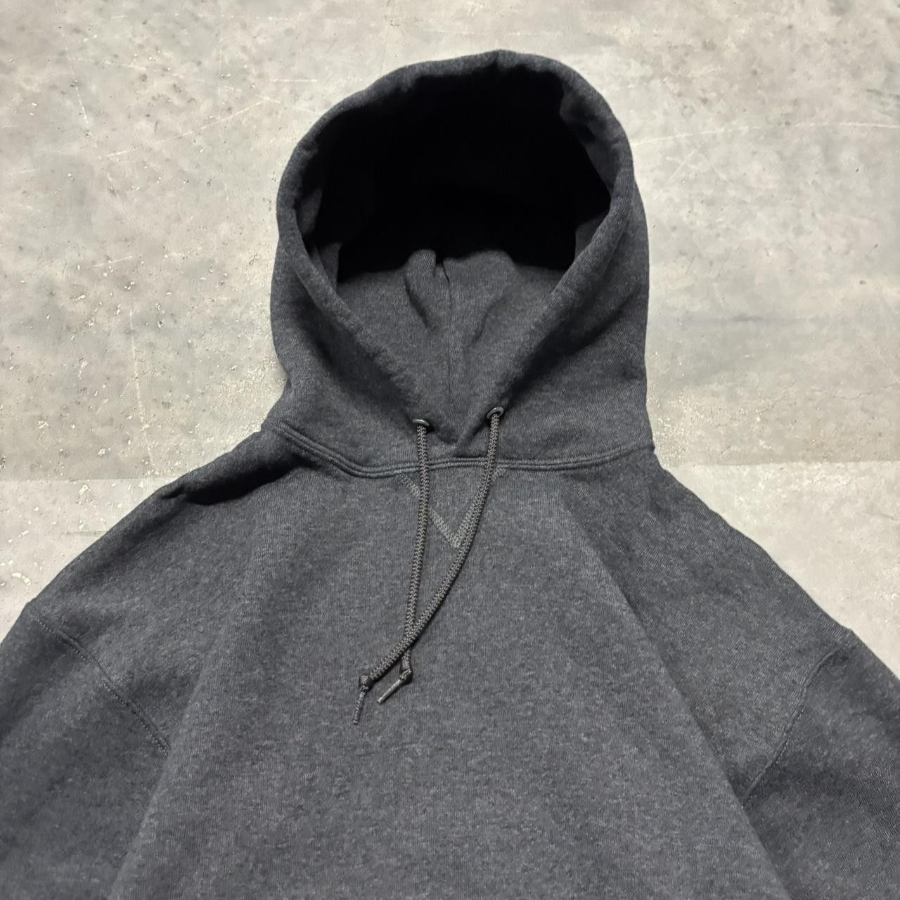 Russell Athletic × Vintage Crazy Vintage Y2K/2000s Grey Blank Russell Streetwear Essential Hoodie! Size US XL / EU 56 / 4 - 2 Thumbnail