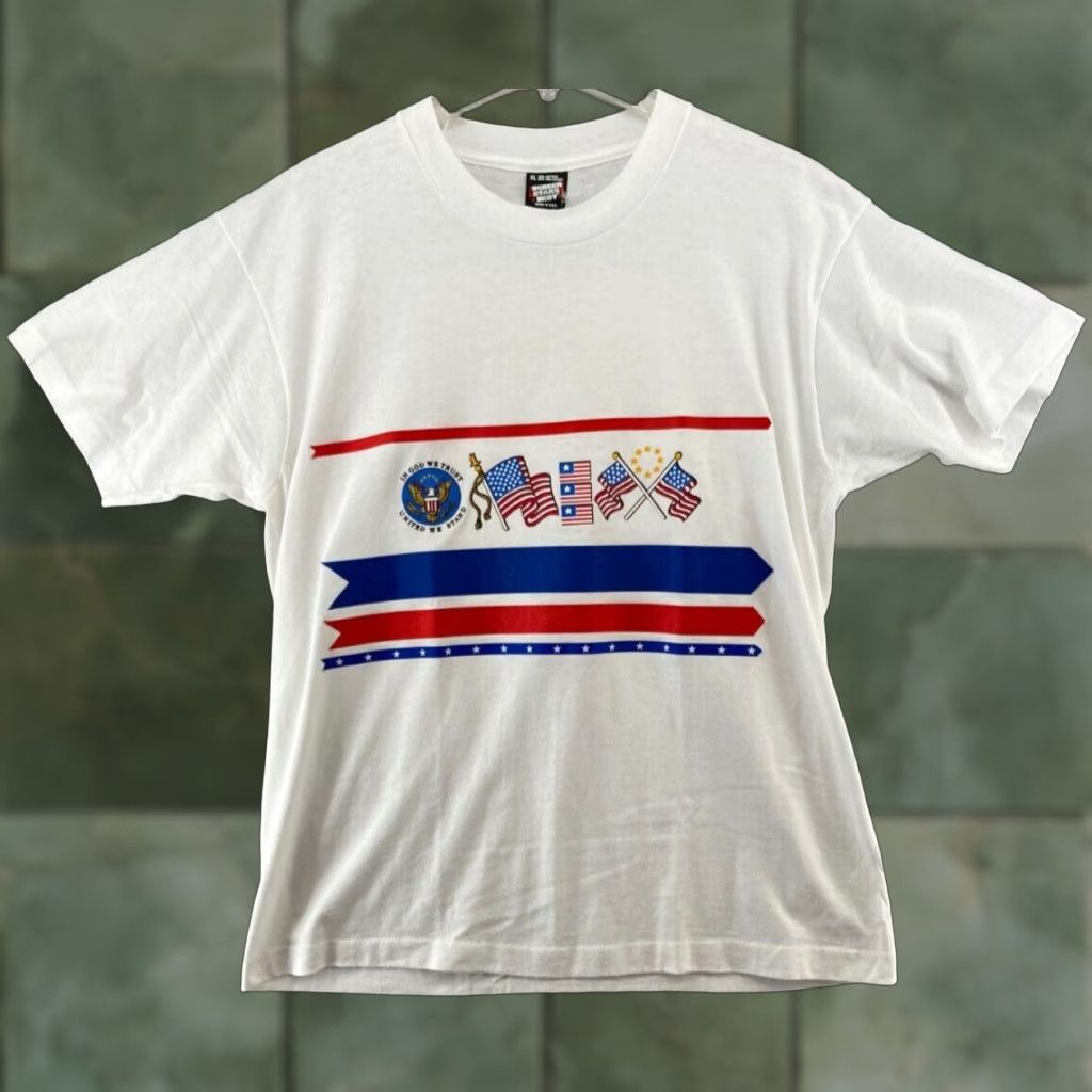 Vintage VINTAGE Screen Stars Best Mens TShirt XL White USA MADE Graphic Print Crew Neck Short Sleeve Cotton Polyester Jersey Patriotic 90s Flag USA Mens Size US XL / EU 56 / 4 - 1 Thumbnail