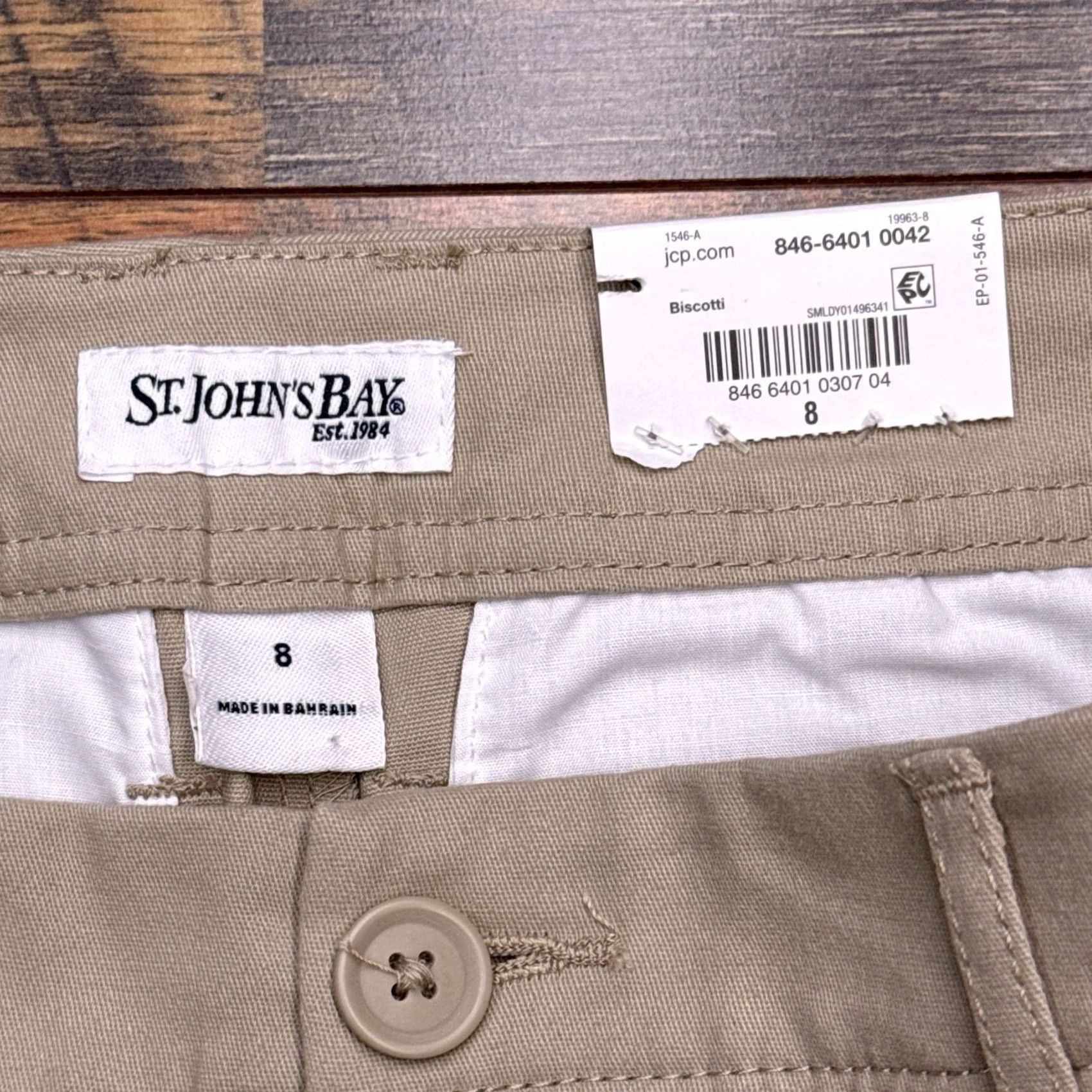 Vintage St. Johns Bay Capri Pants Womens 8 Tan Biscotti Mid Rise Stretch New - Regular, City, Cotton Spandex, Inseam 18.5, Flat Front, Logo, Machine Washable Size 30" / US 8 / IT 44 - 3 Thumbnail