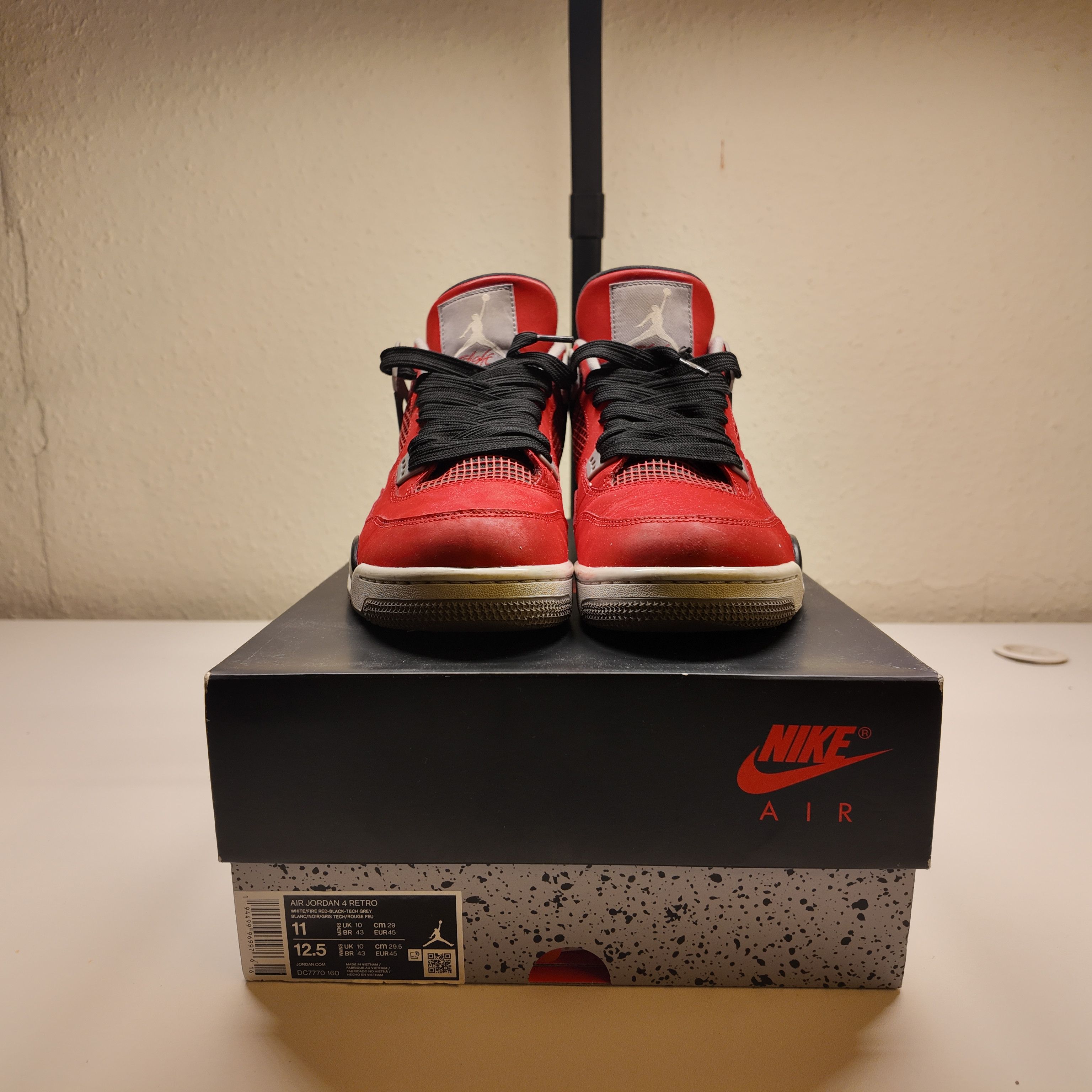 Jordan Brand Nike Air Jordan 4 Toro Bravo US11 EU45 Size US 12 / EU 45 - 2 Thumbnail