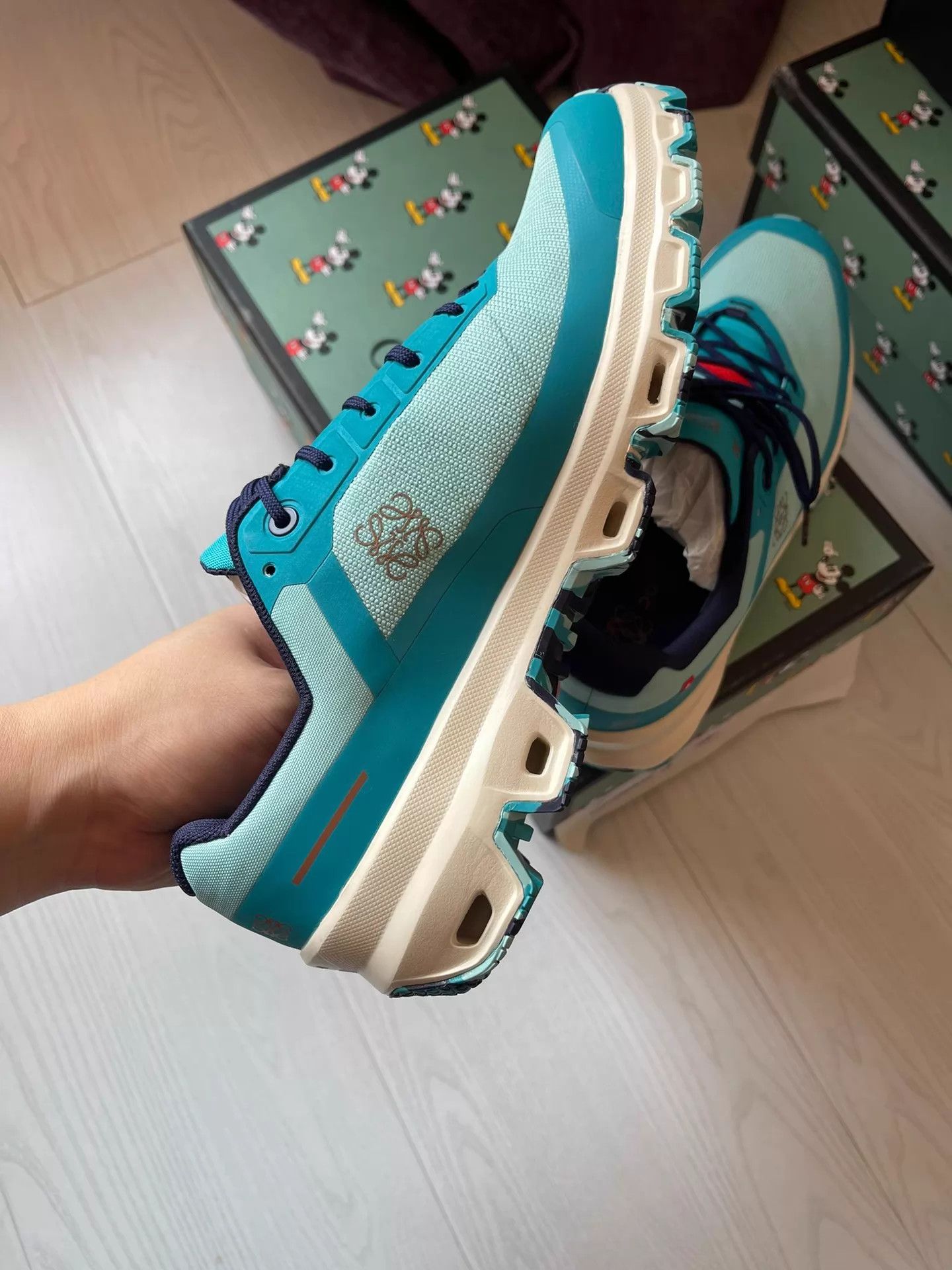Loewe LOEWE Unisex Collab Sneakers 40 New (Side & Tongue Logo) Size US 7 / EU 40 - 5 Thumbnail