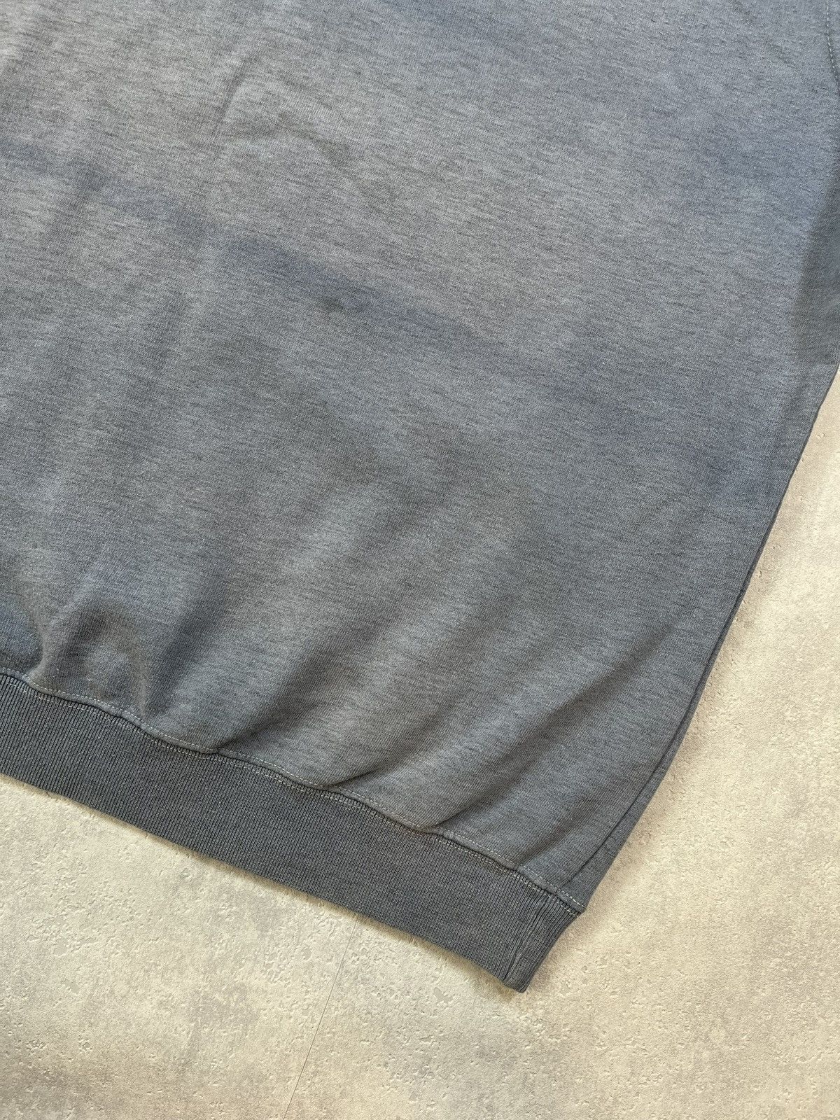 Nike × Vintage 90s Nike Swoosh Vintage Y2K Oversized Faded Blank Sweatshirt Size US L / EU 52-54 / 3 - 8 Thumbnail