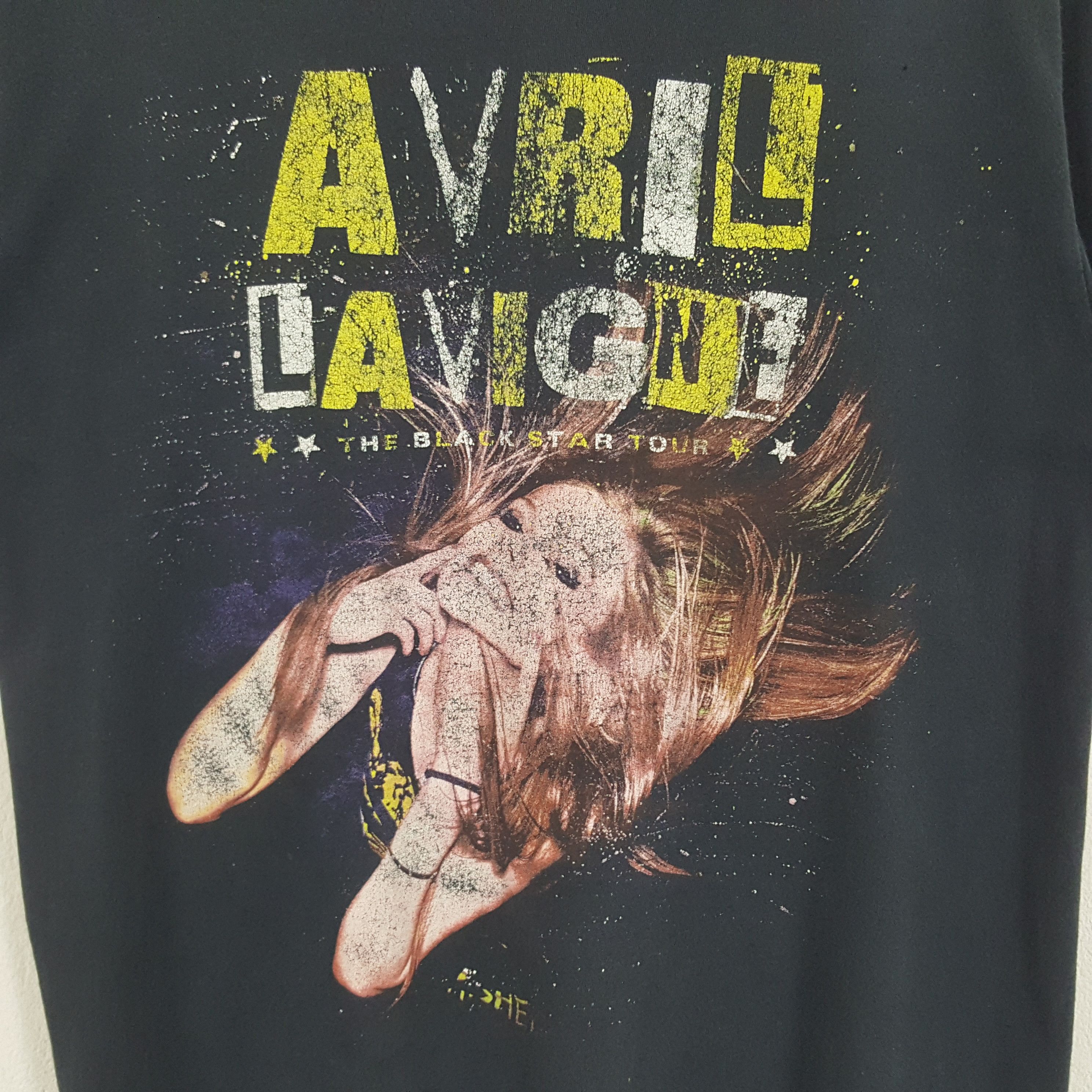 Band Tees × Vintage Vintage Avril Lavigne Pop-Punk Singer Songwriter Tshirt Size US M / EU 48-50 / 2 - 2 Thumbnail
