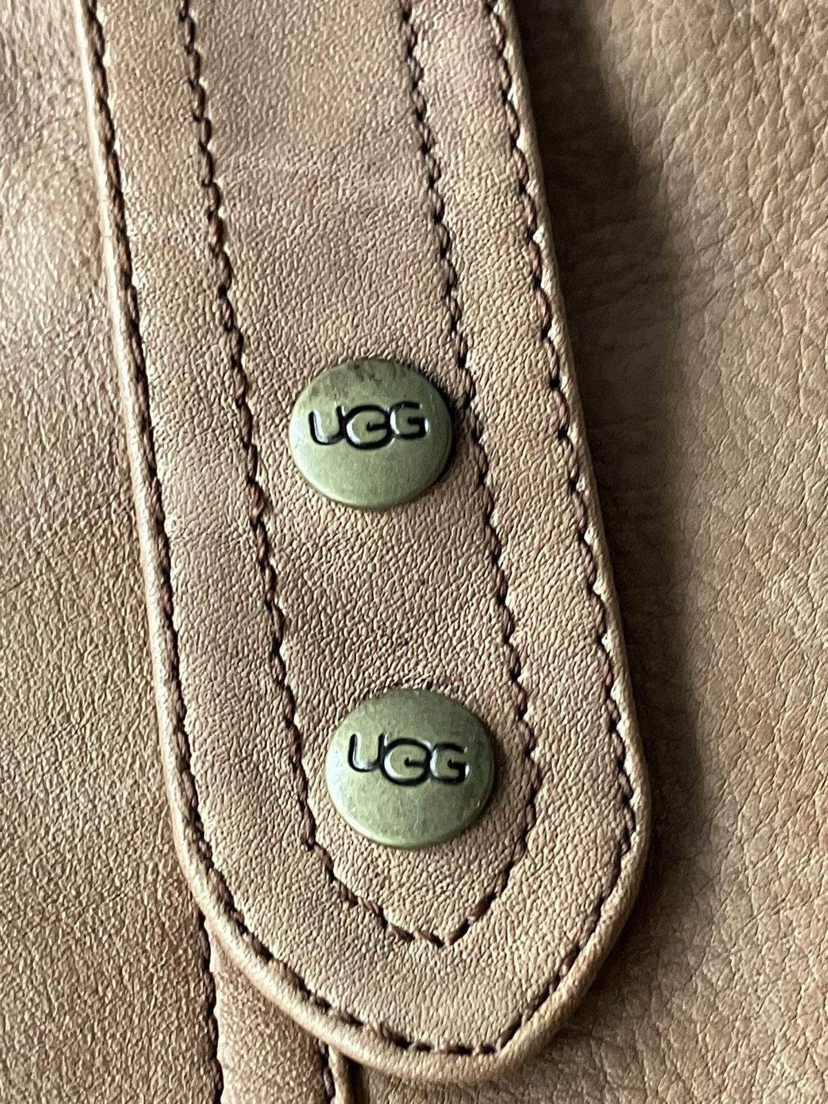 Ugg UGG Soft Leather Mid-Calf Boots in Camel Colour Size US 9 / IT 39 - 22 Thumbnail