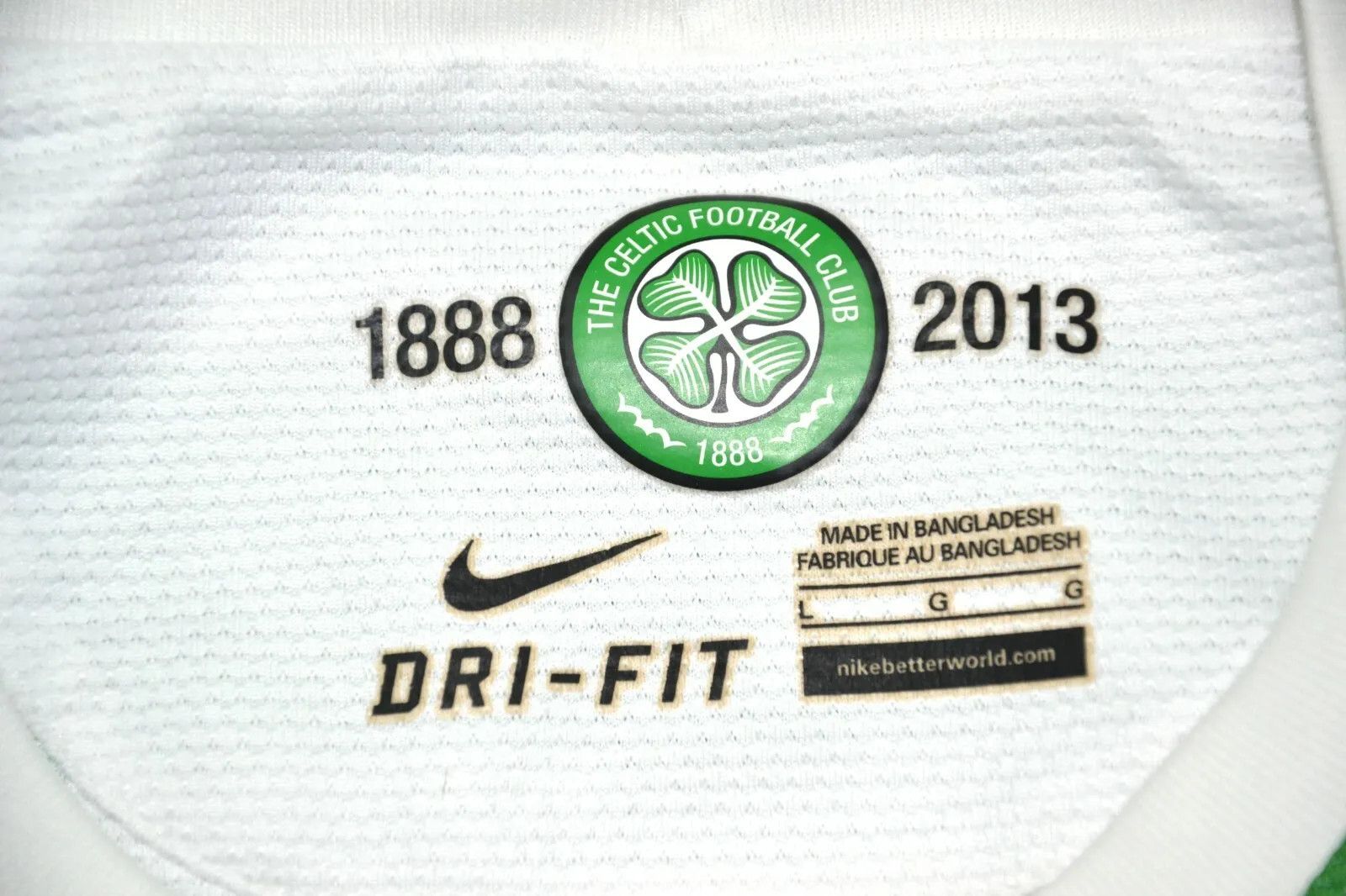 Nike CELTIC 2012/2013 SHIRT JERSEY NIKE SIZE L LONG SLEEVE Size US L / EU 52-54 / 3 - 5 Thumbnail