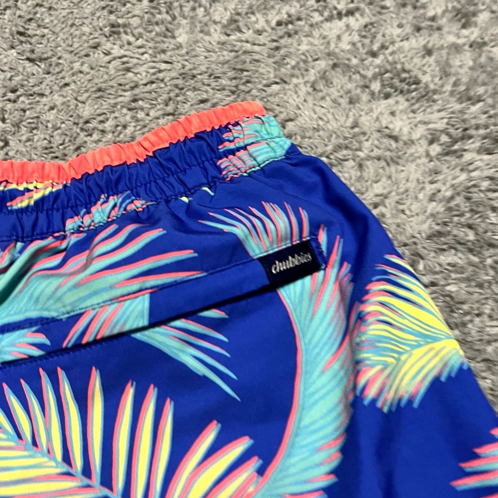 Chubbies Chubbies Shorts Mens Small Pink Green Lined Floral Hawaiian Summer 7” Swim Shirt Men S Pink Green Floral Hawaiian 7” Swim Size US 29 - 4 Thumbnail