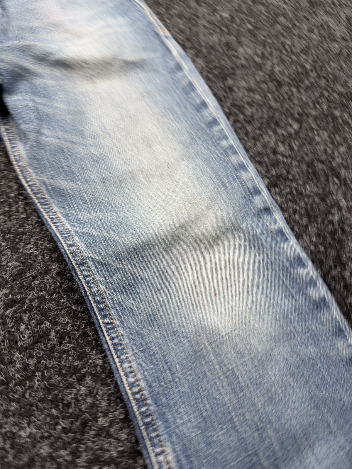 Diesel Luxury Diesel 00s D-Eetar Y2K Distressed Light Wash Jeans Size US 29 - 7 Thumbnail