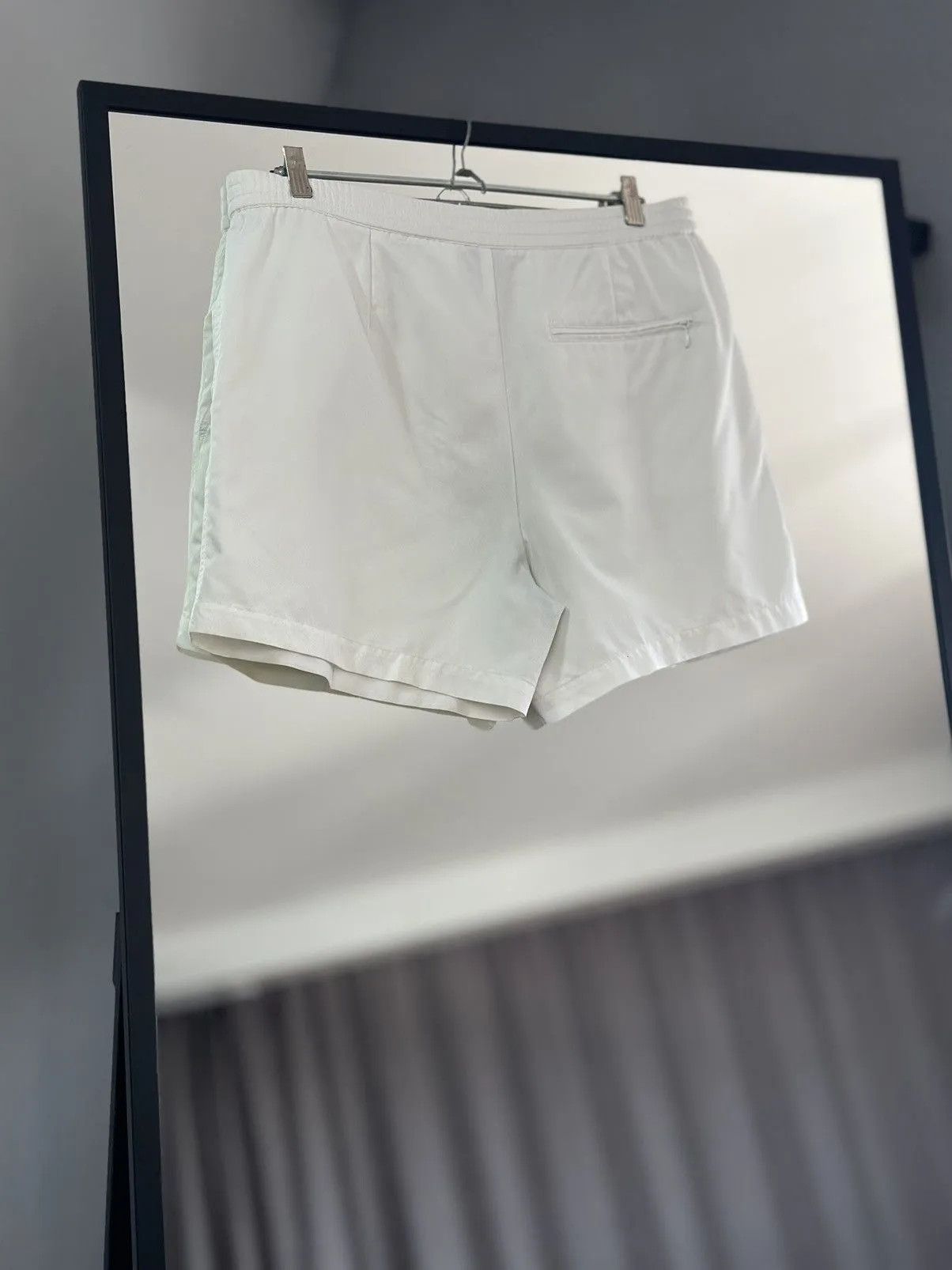 Nike Vintage Nike Shorts Court Swoosh Y2K white Federer Golf Size US 32 / EU 48 - 14 Thumbnail