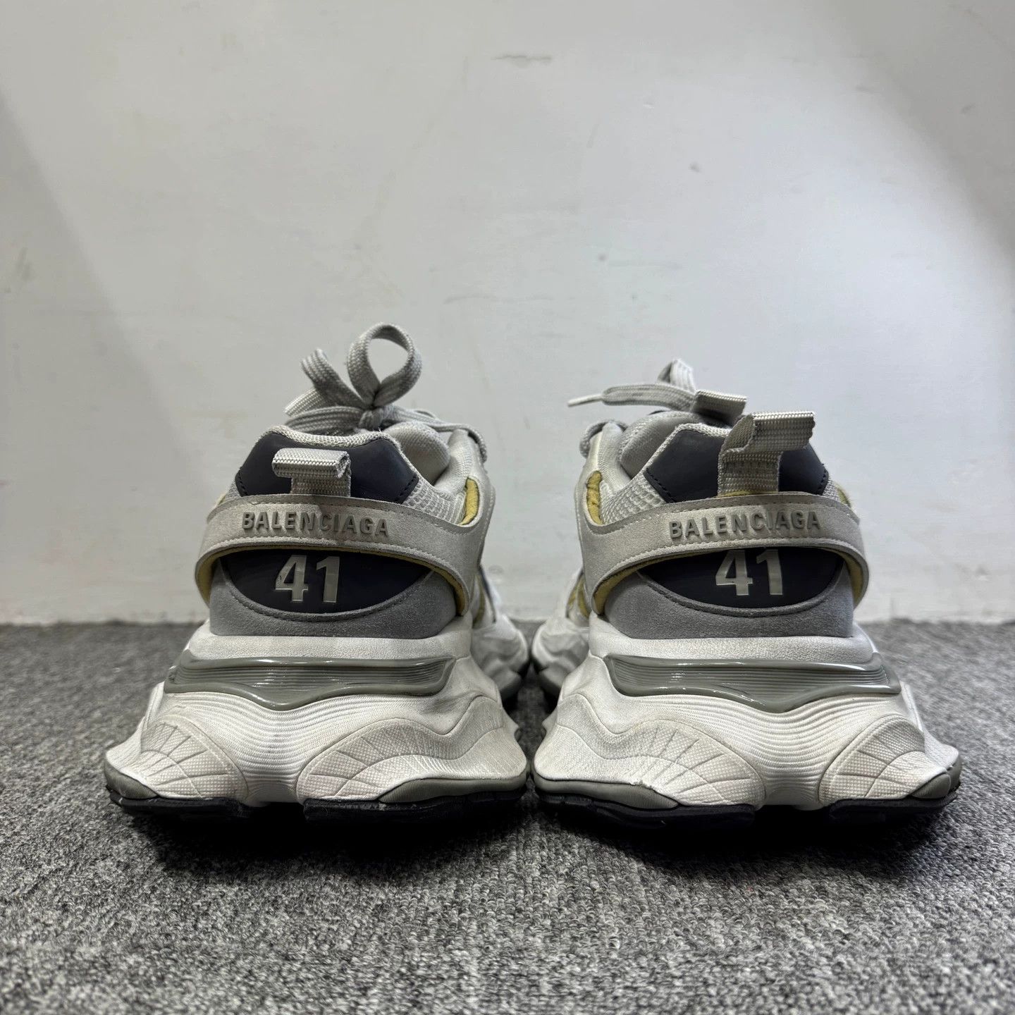 Balenciaga Balenciaga Cargo Sneakers Size 41 Size US 8 / EU 41 - 3 Thumbnail