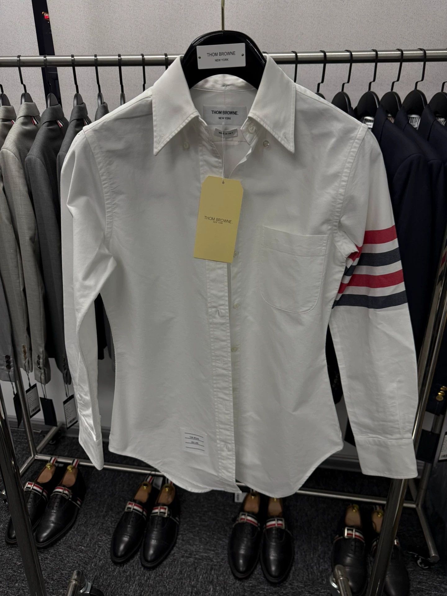 Thom Browne Thom Browne Women's 4-Bar White Oxford Shirt 40 Size S / US 4 / IT 40 - 1 Thumbnail