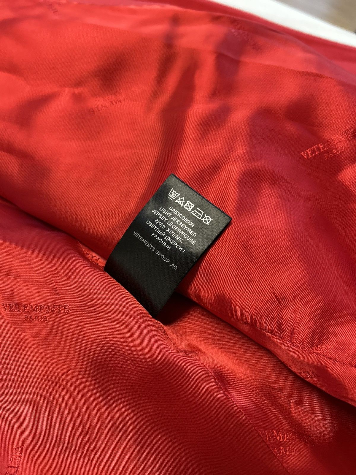 Vetements FW2022 Power-Shoulder Coat Red Size US L / EU 52-54 / 3 - 16 Thumbnail