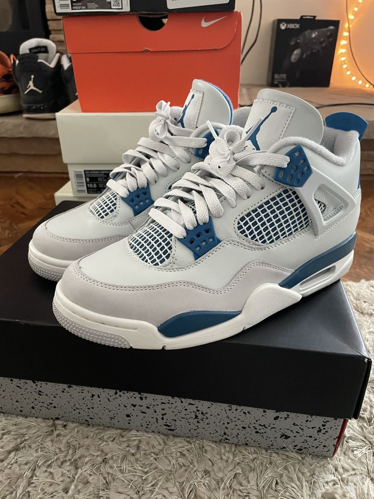 Jordan Brand Jordan 4 Military Blue Size US 8.5 / EU 41-42 - 1 Thumbnail