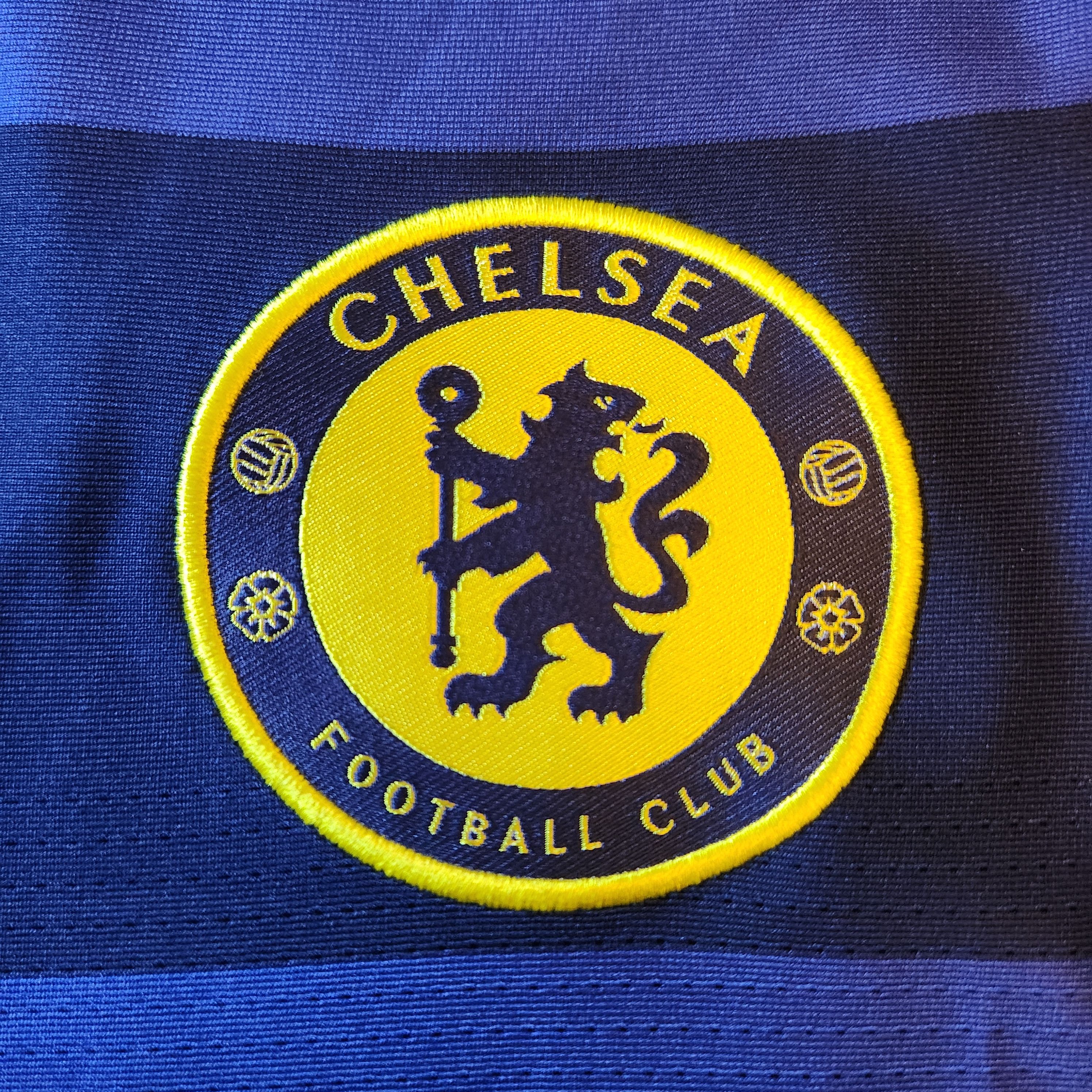 Adidas Authentic Retro Chelsea LAMPARD 2009-2010 09/10 Away Jersey Size US S / EU 44-46 / 1 - 8 Thumbnail