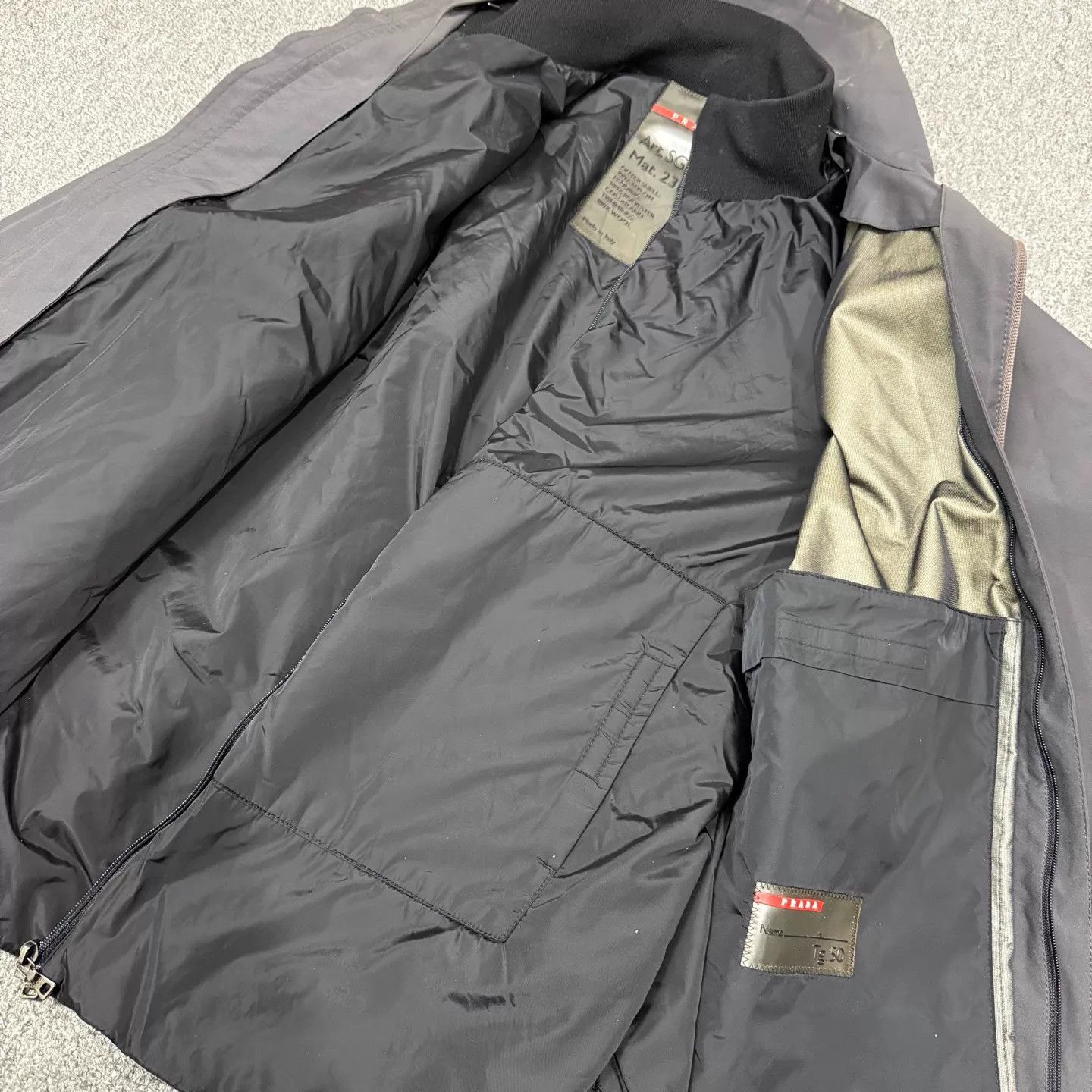 Prada Prada men's two-piece jacket 50 9/10 Size US M / EU 48-50 / 2 - 5 Thumbnail