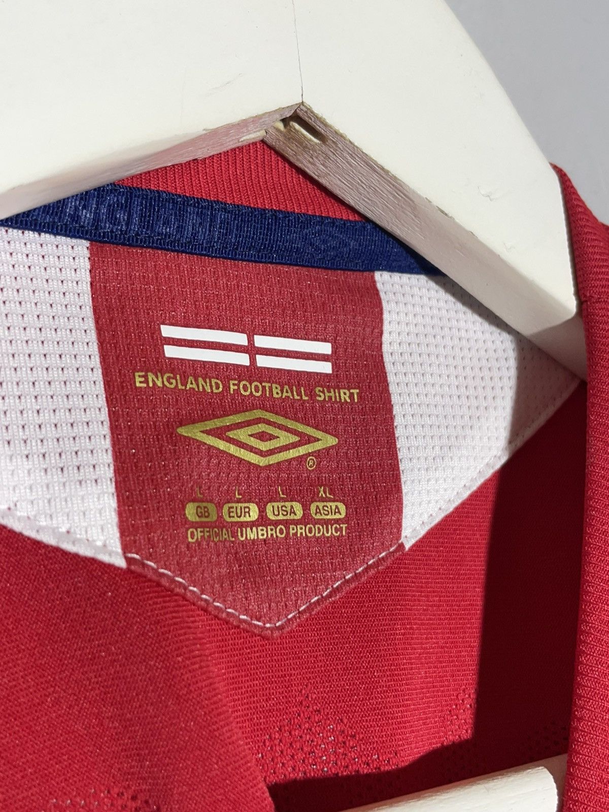 Umbro National Team England Umbro 2006 Away Vintage Football Shirt Size US L / EU 52-54 / 3 - 14 Thumbnail