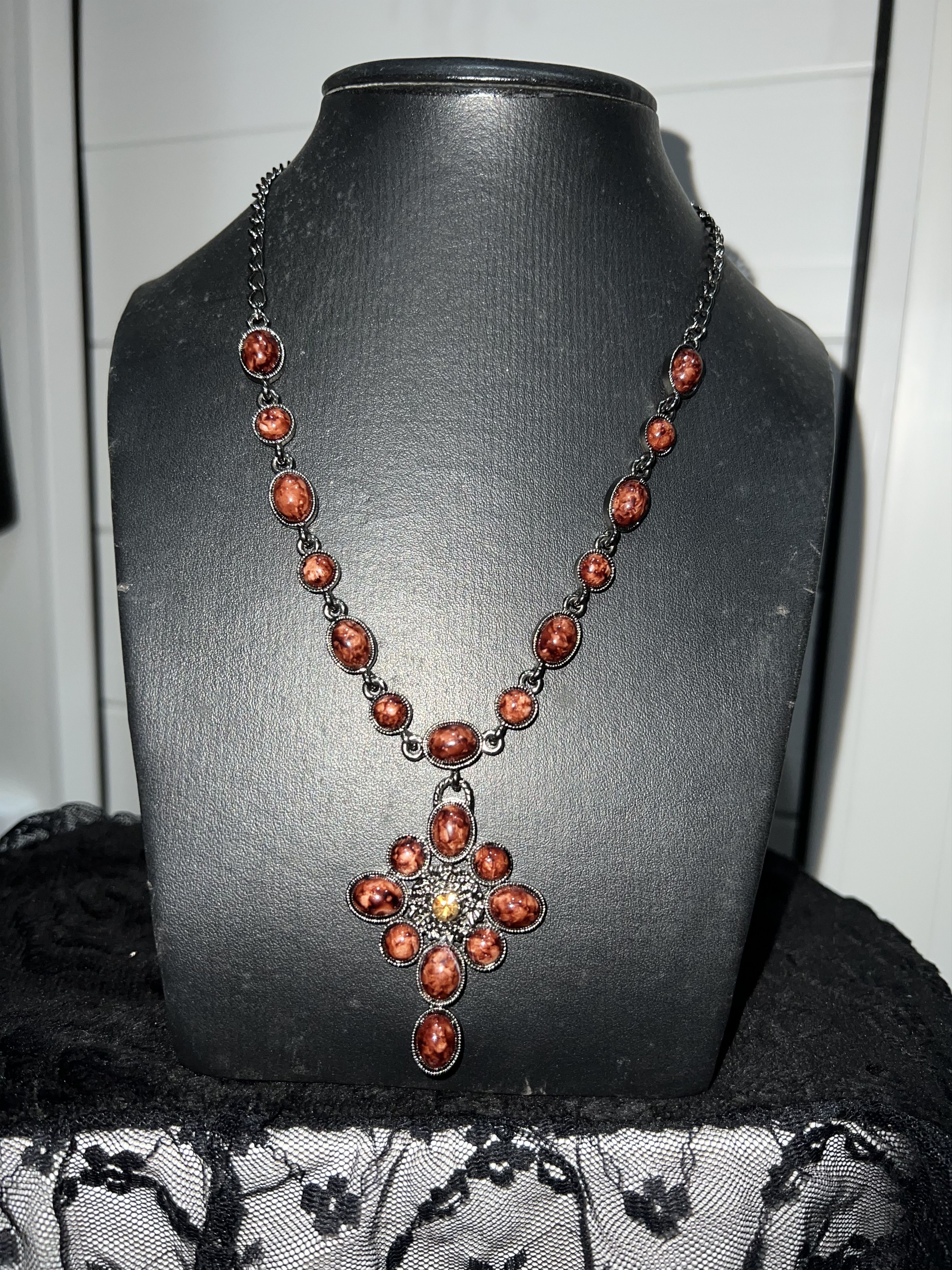 Other ➕Cross reddish spiny oyster stones necklace 🥀 Size ONE SIZE - 2 Thumbnail