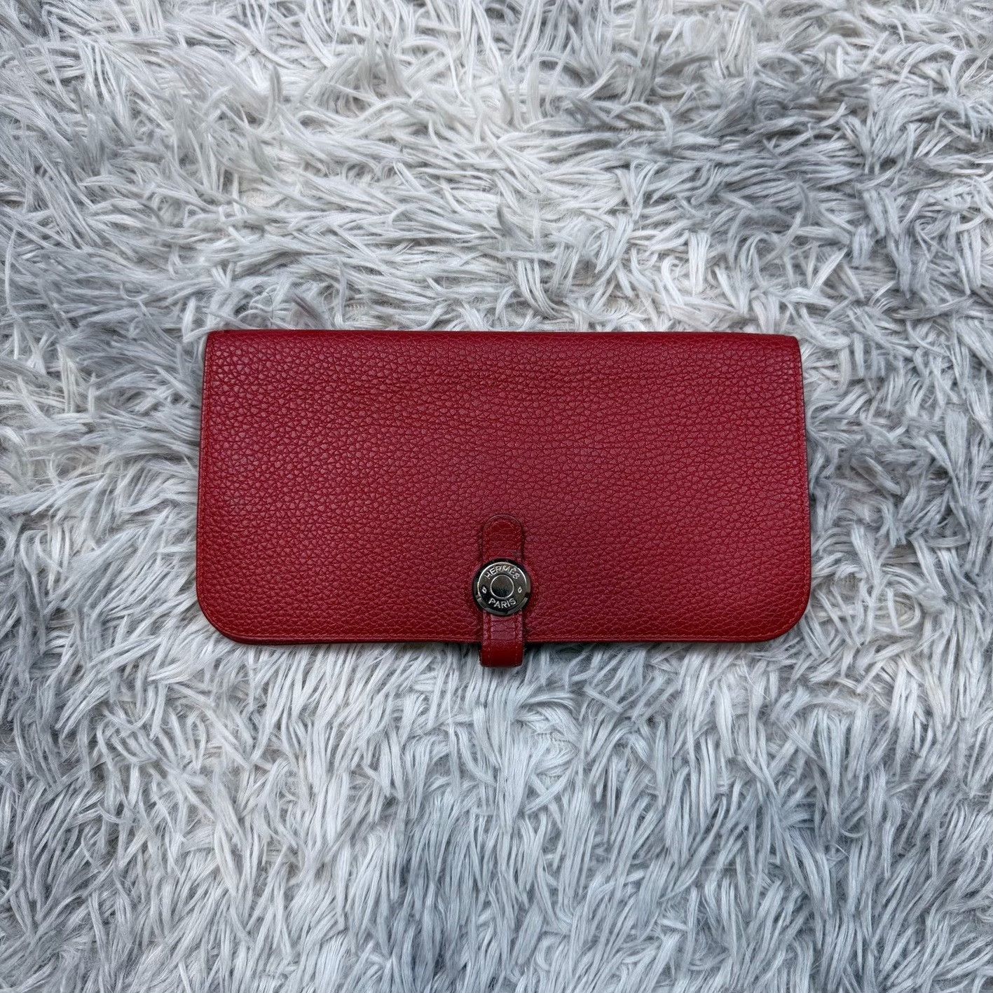 Other Hermes Red Wallet Designer Casual Size ONE SIZE - 1 Thumbnail