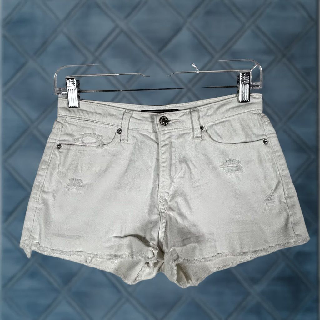 Abercrombie & Fitch Abercrombie & Fitch White Denim Shorts Size 24 A&F Stretch Cheeky Mid Rise Shirt Womens Shorts White Denim Stretch 24 Size 42" / US 20 - 1 Thumbnail