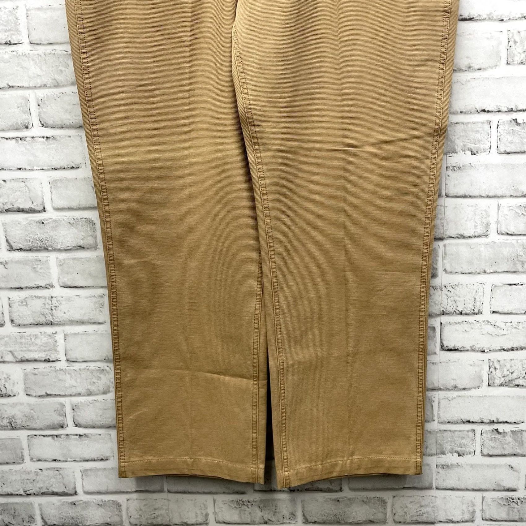 Carbon2Cobalt Carbon 2 Cobalt Shorts Mens 35 Beige cotton tan cargo Size Size US 35 - 3 Thumbnail