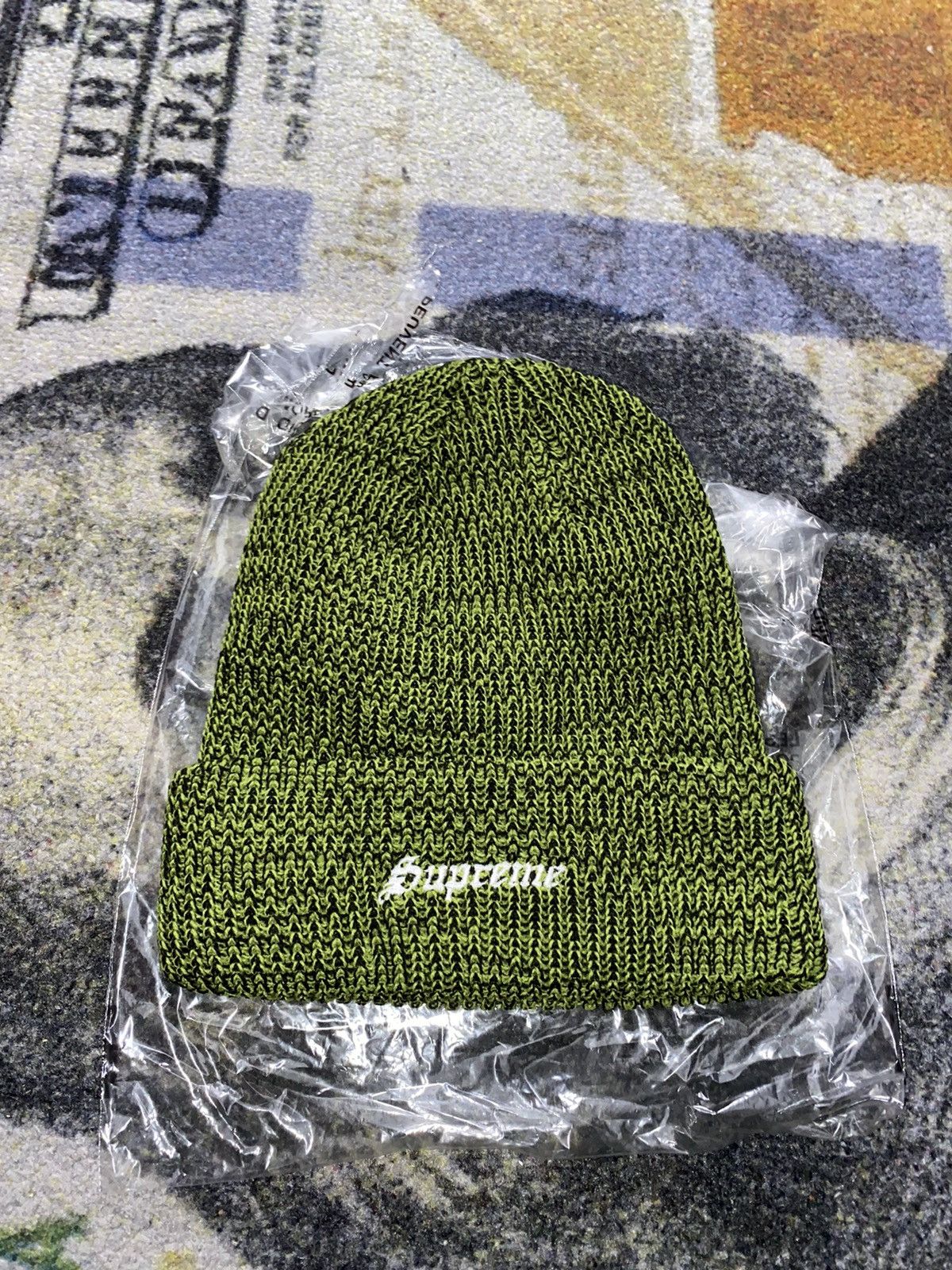 supreme tag Beanie olive オリーブ Supreme Tag Beanie – PIECES
