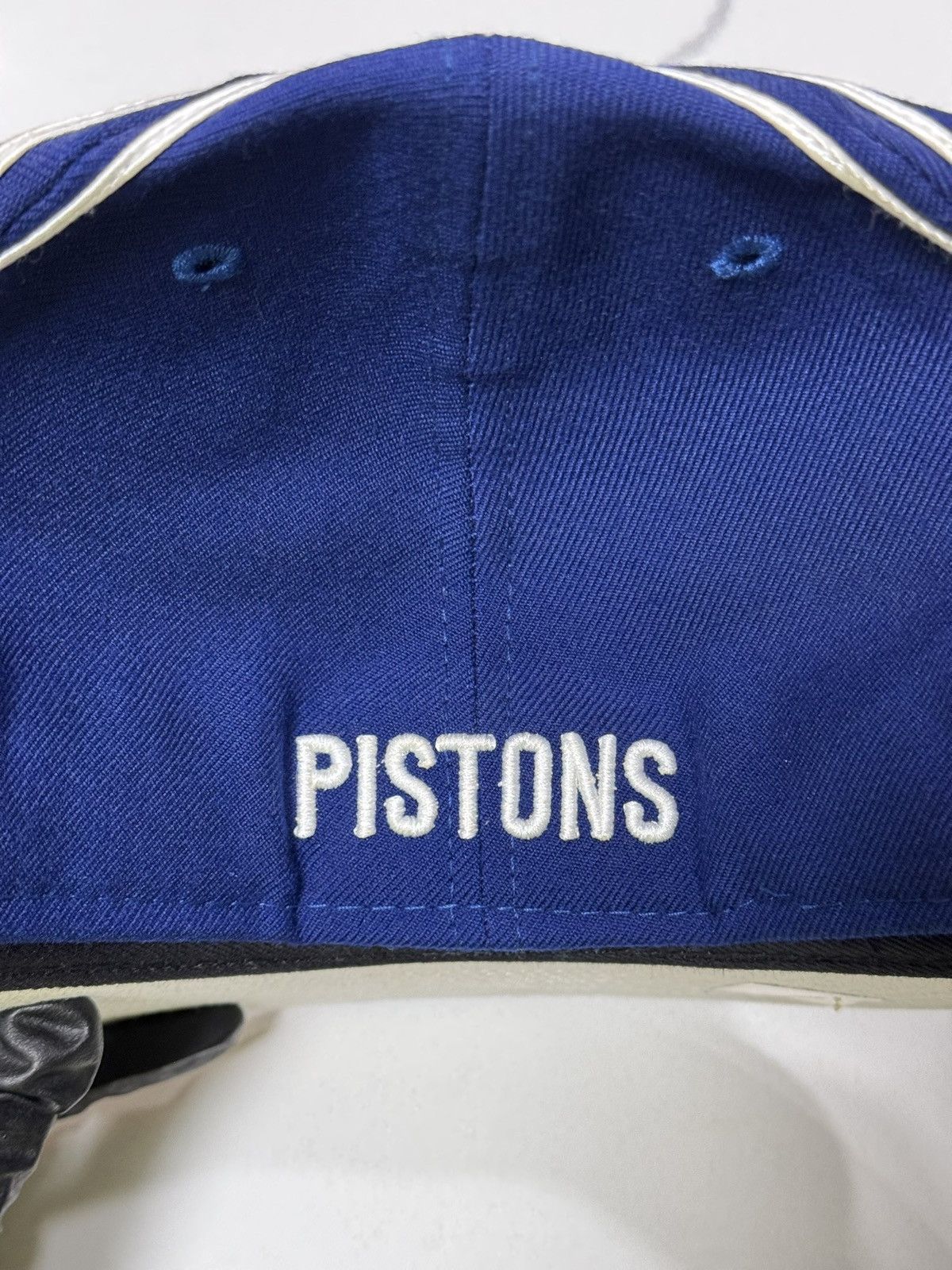 New Era New Era 59FIFTY Hardwood Classics Detroit Pistons Fitted Hat Size ONE SIZE - 9 Thumbnail