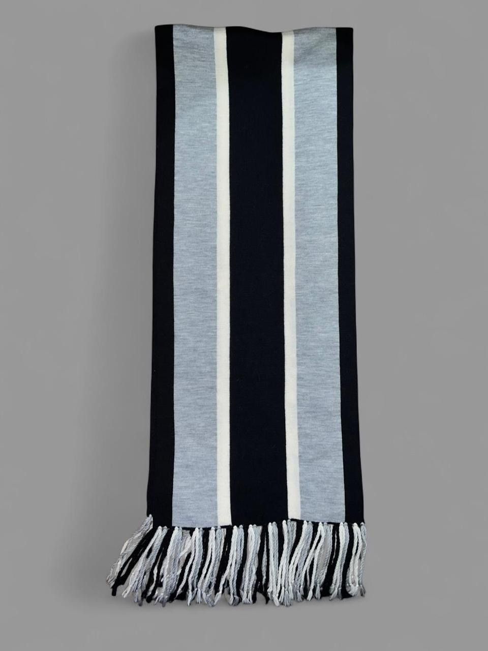 Juicy Couture Juicy couture house of juicy embroidered tassels scarf y2k Size ONE SIZE - 3 Thumbnail