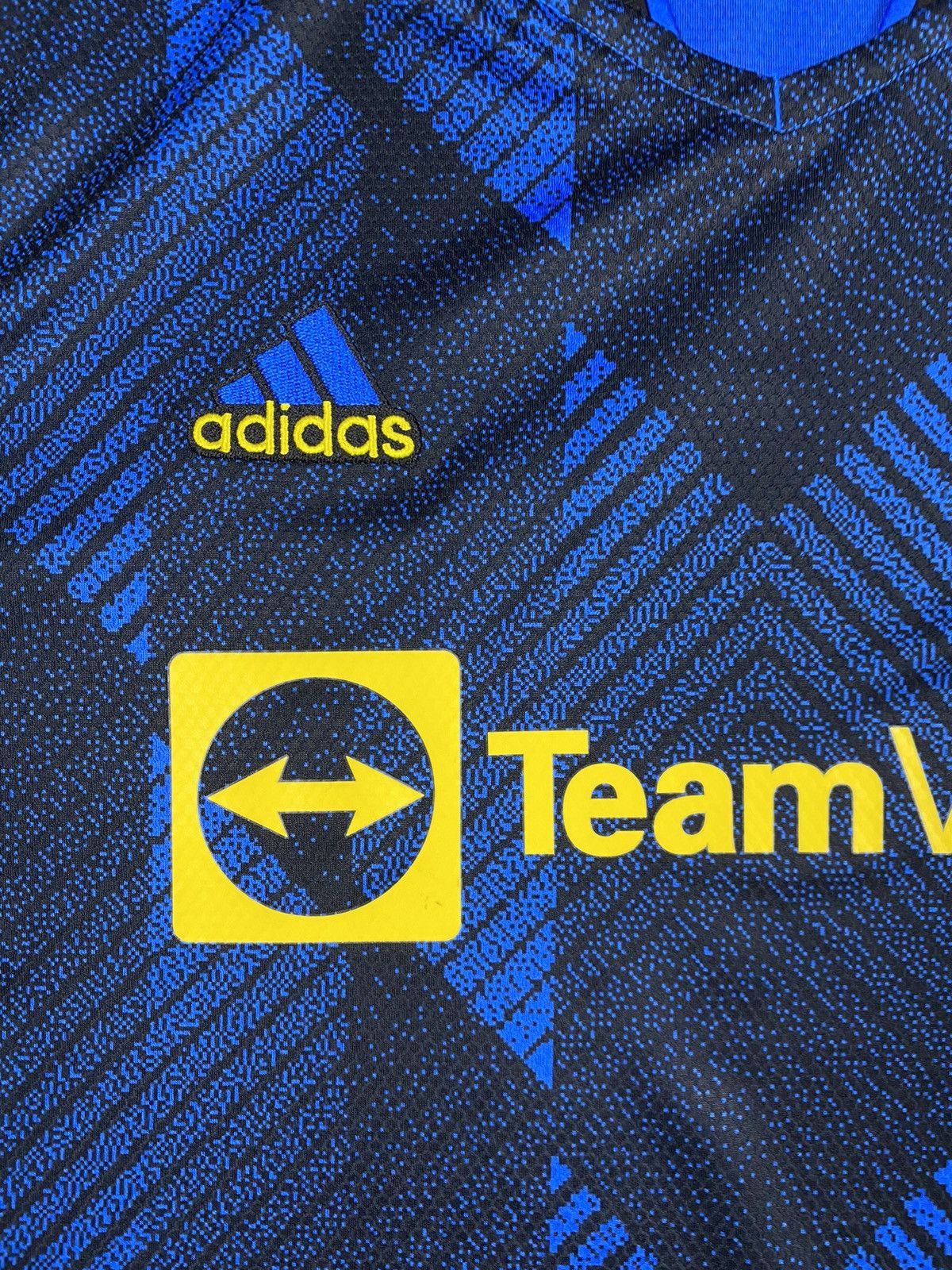 Adidas Adidas Manchester United 2021-2022 Soccer Jersey Size US XXL / EU 58 / 5 - 6 Thumbnail