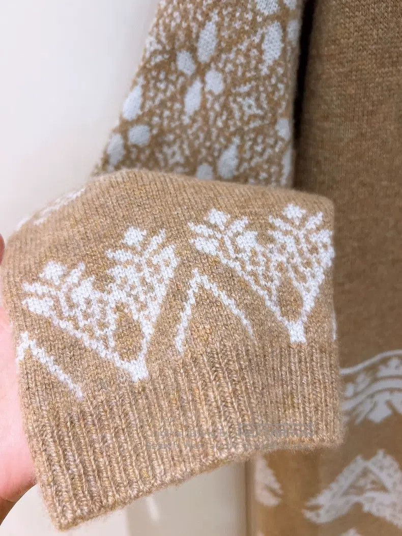 Hermes Hermes Camel Color Snowflake Cashmere Cardigan Size XXS / US 00 / IT 34 - 6 Thumbnail