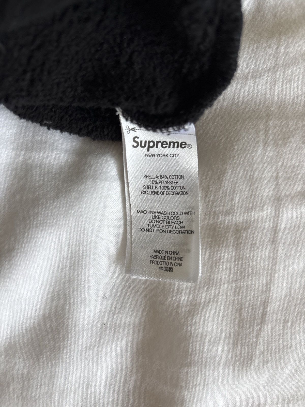 Supreme Black Supreme hoodie Size US M / EU 48-50 / 2 - 6 Thumbnail