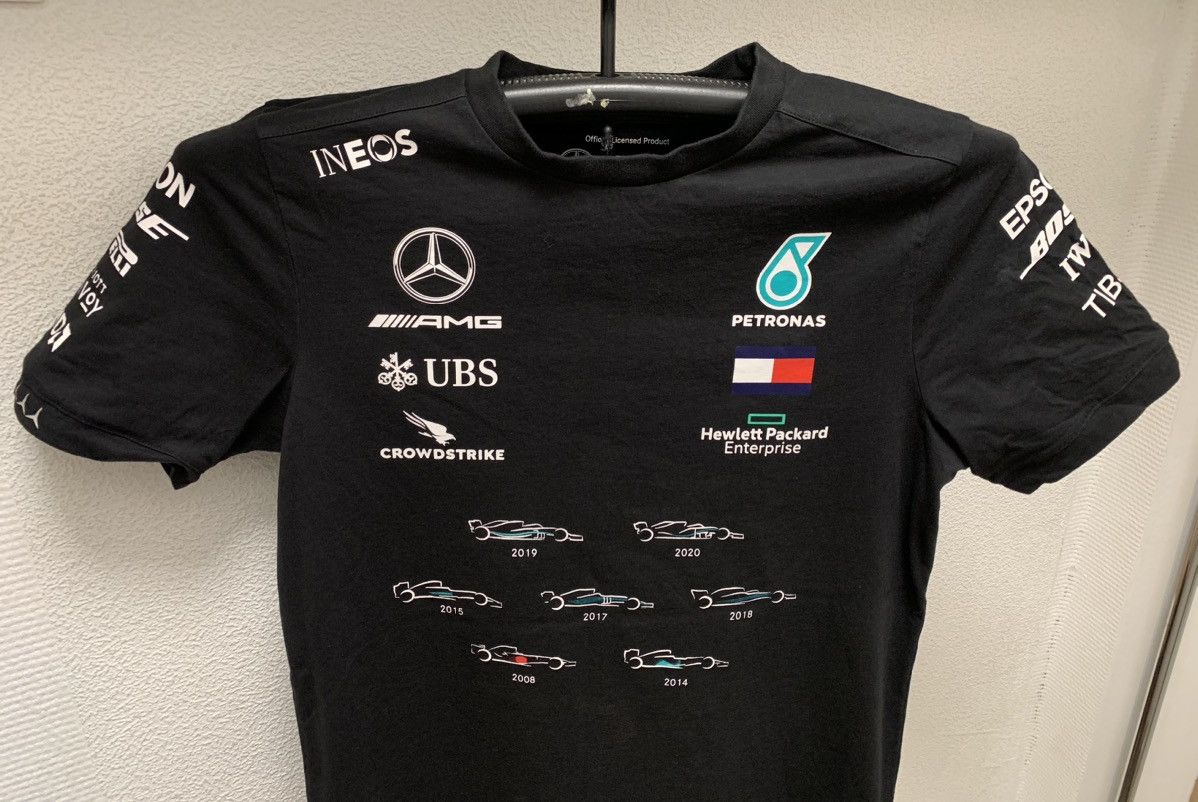 Mercedes-Benz Mercedes Benz Petronas black t-shirt S sz Tommy Hilfiger Size US S / EU 44-46 / 1 - 3 Thumbnail
