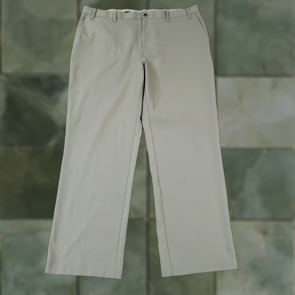 Callaway Callaway Pants Mens 40x30 Gray Flat Front Straight Leg Golf Shirt Gripper Size US L / EU 52-54 / 3 - 1 Thumbnail