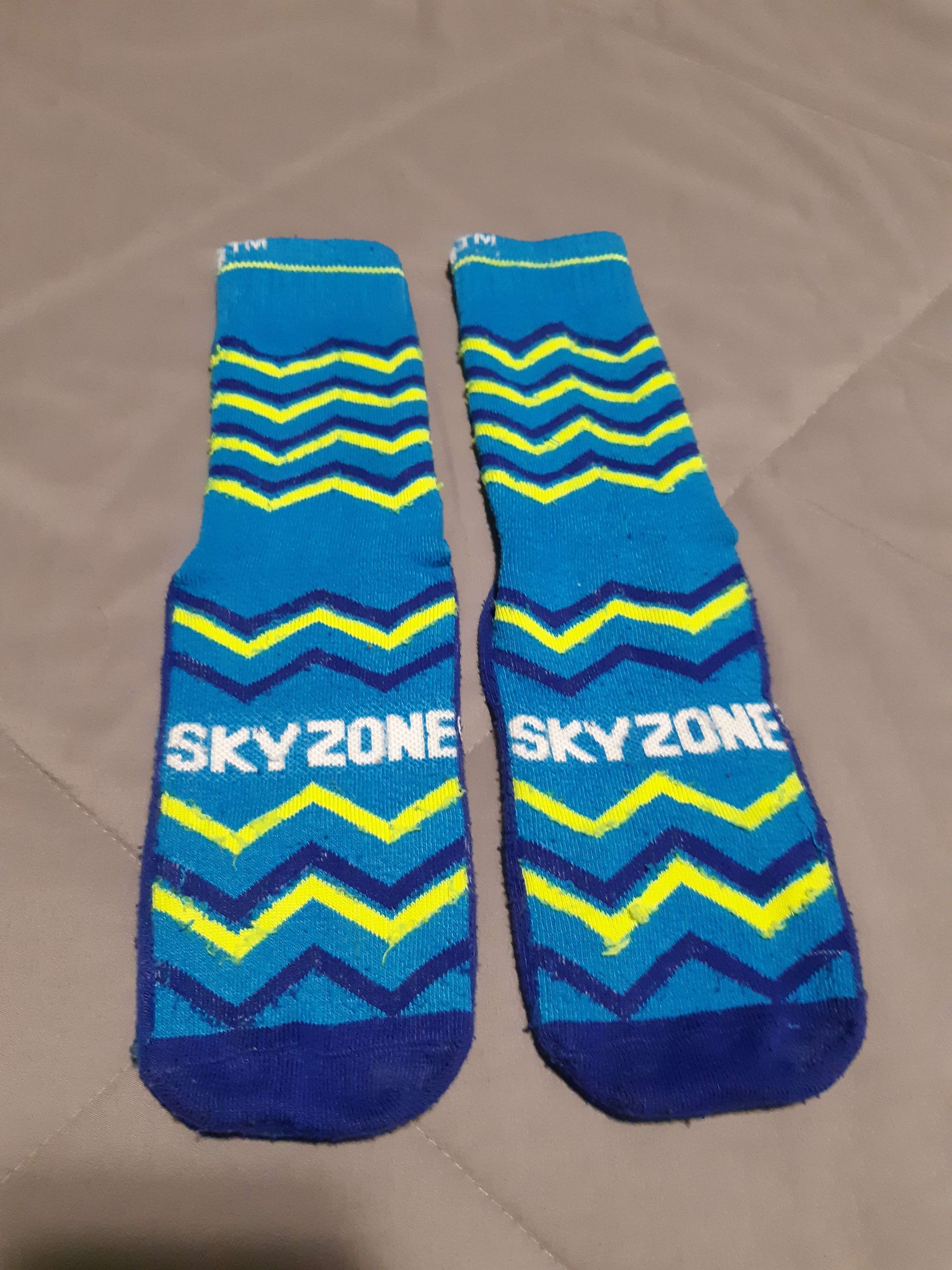 Other Sky Zone Blue & Green SkySocks Grippy Socks | Grailed