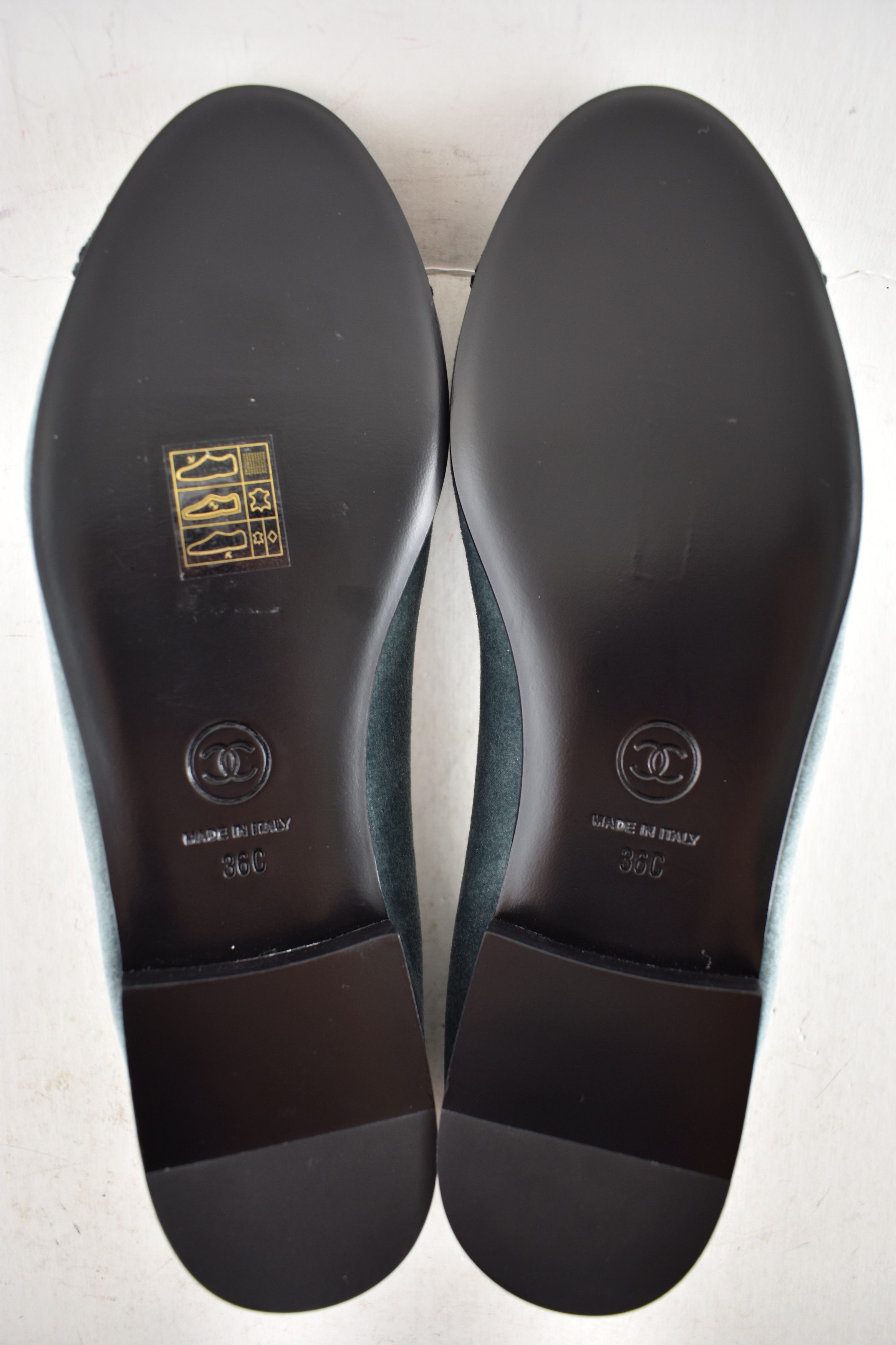 Chanel Chanel 24A Black Velvet CC Classic Ballet Ballerina Flat 36c Size US 6 / IT 36 - 18 Thumbnail