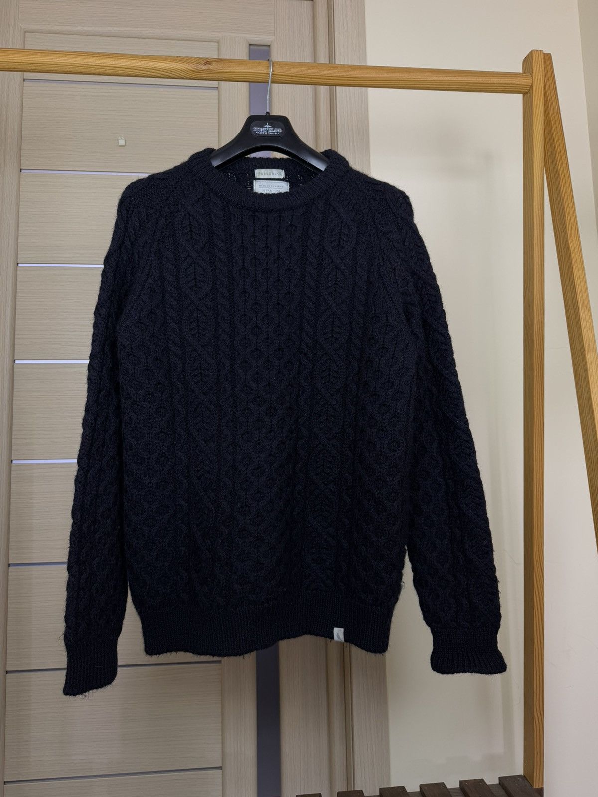 Peregrine Peregrine Hudson Navy Aran Knit British Wool Jumper size L Size US L / EU 52-54 / 3 - 5 Thumbnail