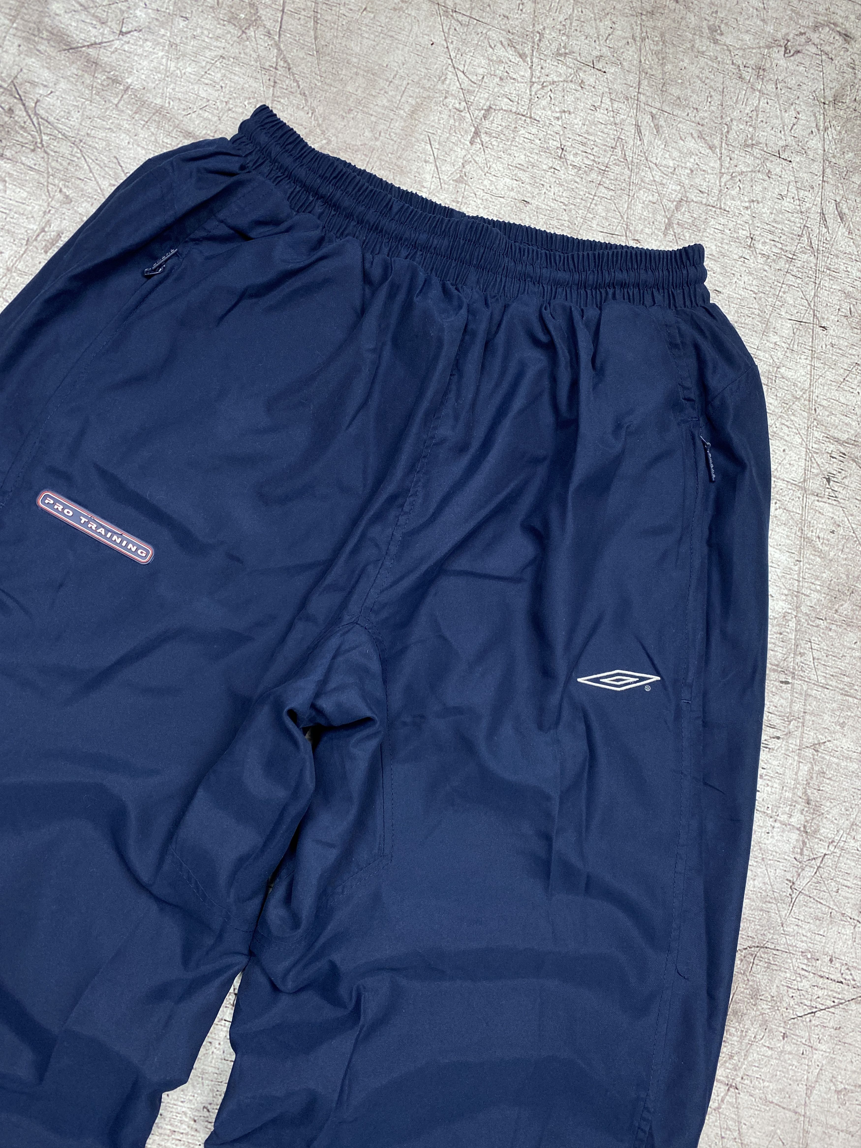 Umbro × Vintage Umbro Vintage baggy nylon parachute pants y2k Size US 32 / EU 48 - 2 Thumbnail