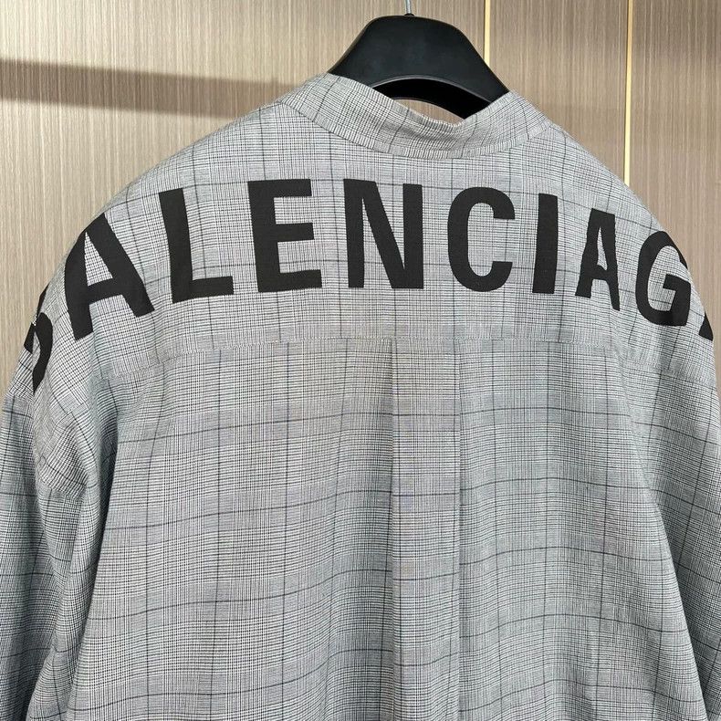Balenciaga Balenciaga size 32 Back Letter Streamer Shirt 2502-Nextarro Size US M / EU 48-50 / 2 - 5 Thumbnail