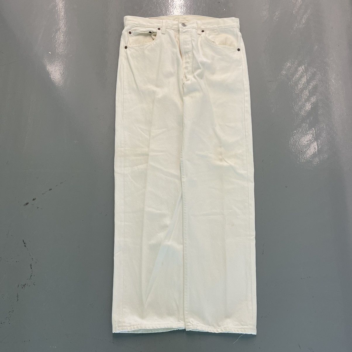 Levi's × Vintage Crazy vintage 90’s Levi’s 501 white essential jeans skater Size US 32 / EU 48 - 3 Thumbnail