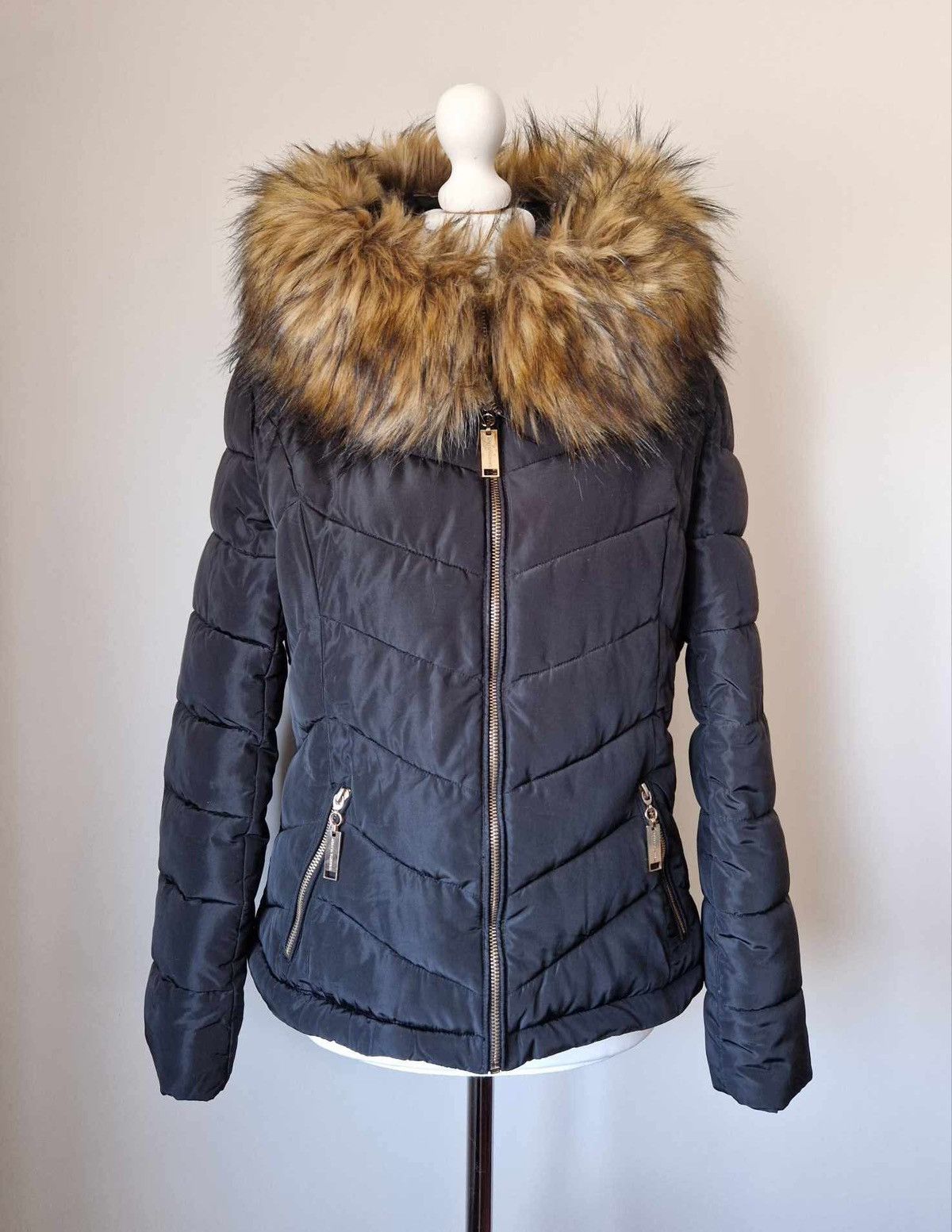 Elisabetta Franchi Elisabetta Franchi Puffer Jacket size M Size M / US 6-8 / IT 42-44 - 2 Thumbnail