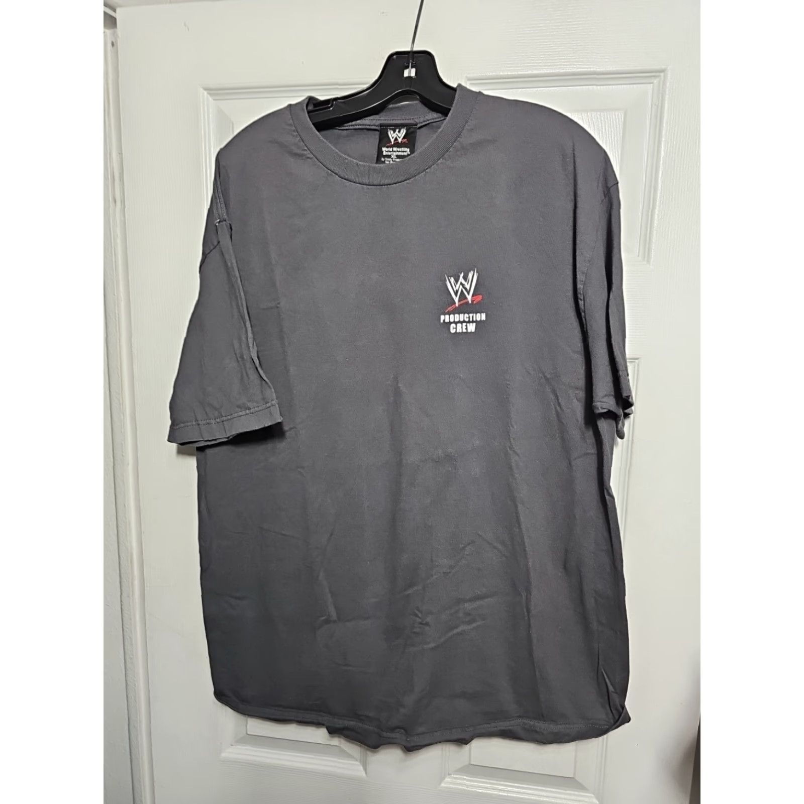 Hogan VINTAGE WWE The Road That Never Ends Tour Shirt Crew Production Hogan Men XL Gray Graphic Tee Short Sleeve T-Shirt 2004 WWE Tour Size US XL / EU 56 / 4 - 2 Thumbnail