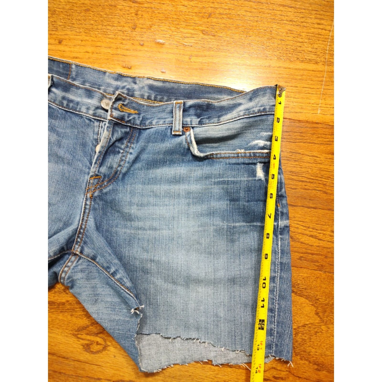 Lucky Brand VTG Lucky Brand Denim Shorts Cut Off 14/32 Womens 5-Pocket Button USA Blue 100% Cotton 90s Cowgirl Style Womens) Size 36" / US 14 / IT 50 - 7 Thumbnail