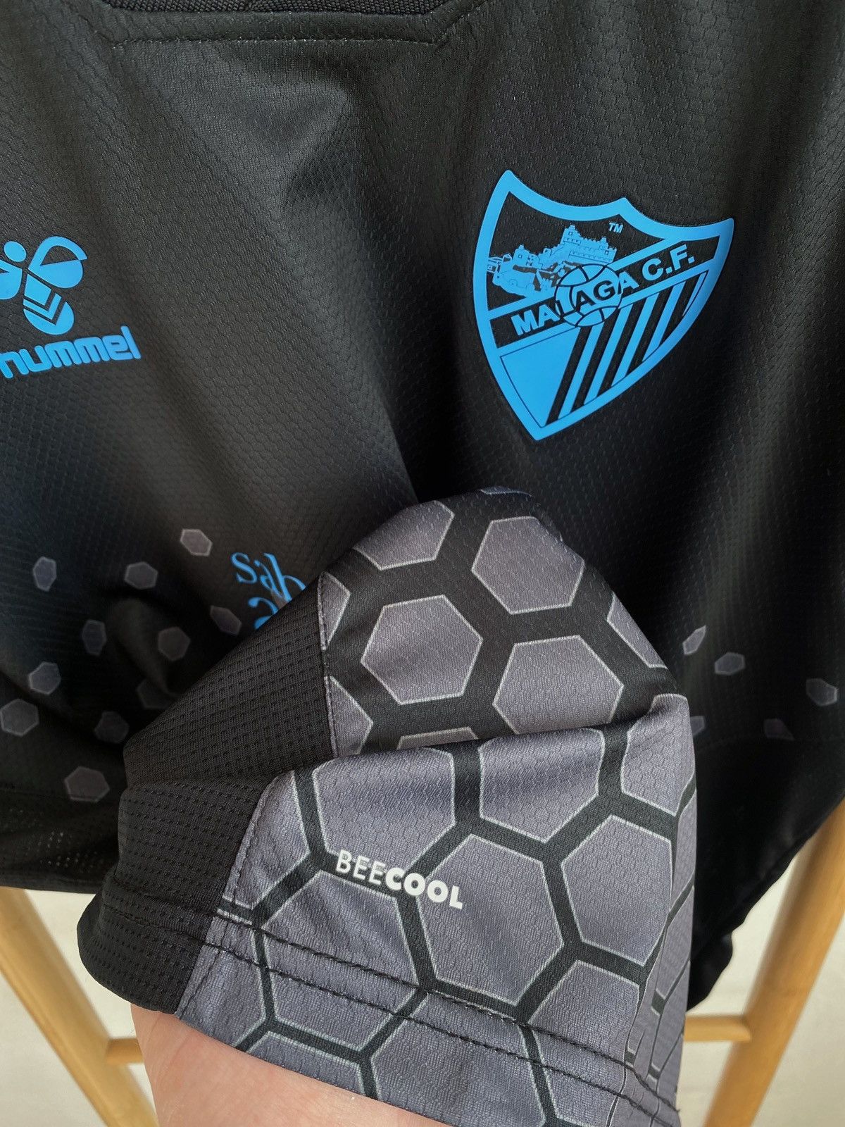 Hummel Hummel CF MALAGA SOCCER JERSEY Size US S / EU 44-46 / 1 - 4 Thumbnail
