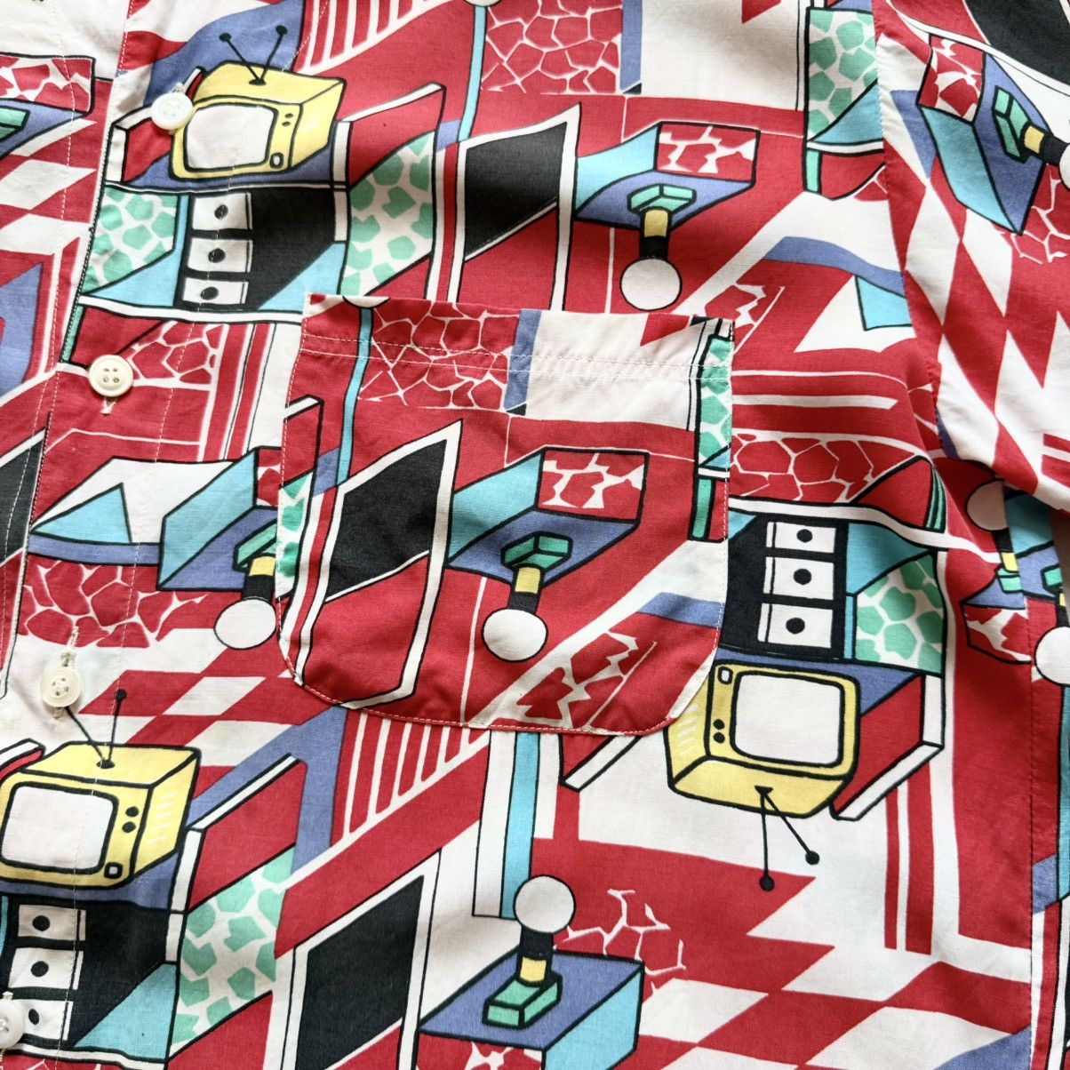 Hysteric Glamour Vintage Benetton TV All Over Print Hysteric Glamour Shirt Size US L / EU 52-54 / 3 - 4 Thumbnail