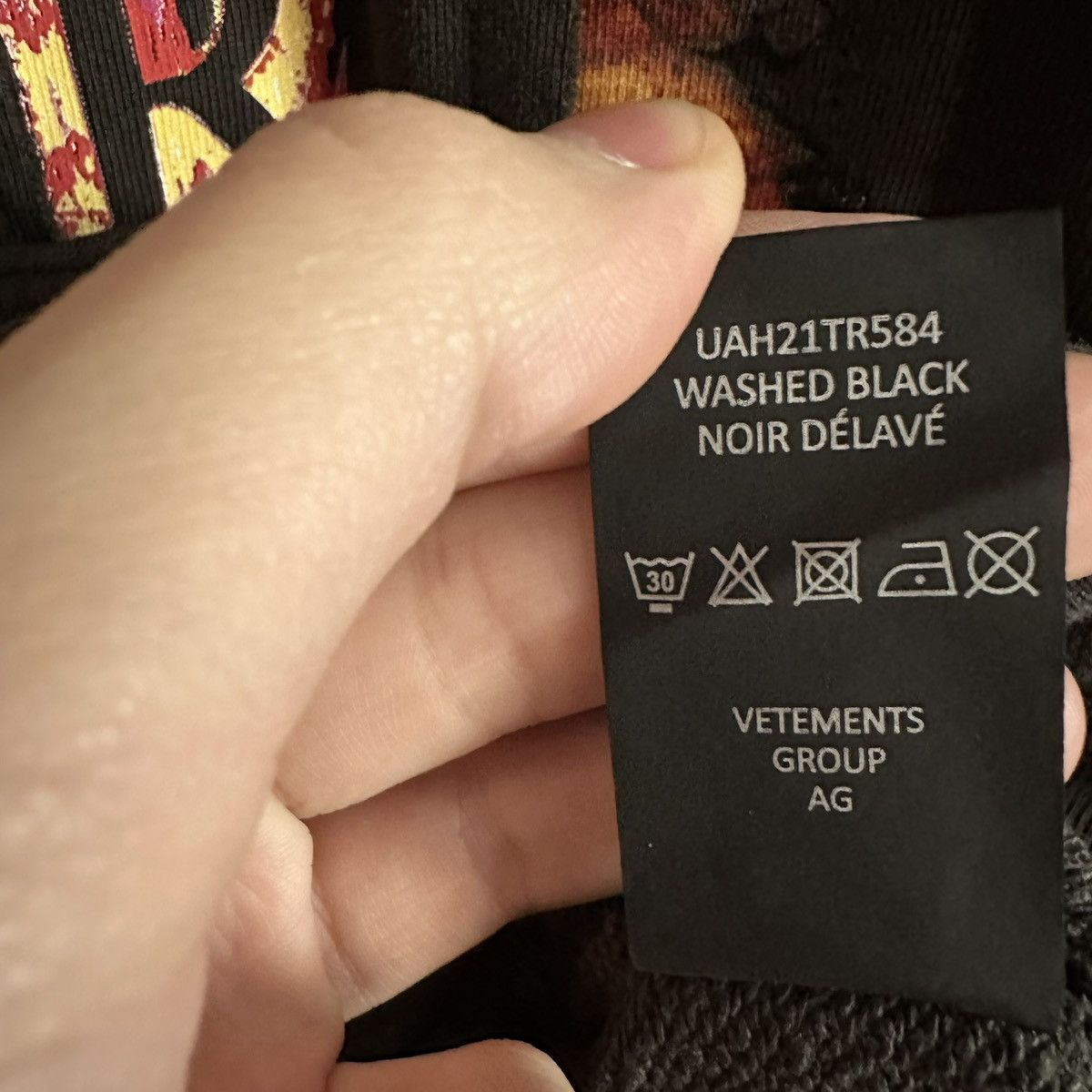 Vetements Vetements Metal Patched Hoodie AW20 Size US XS / EU 42 / 0 - 8 Thumbnail