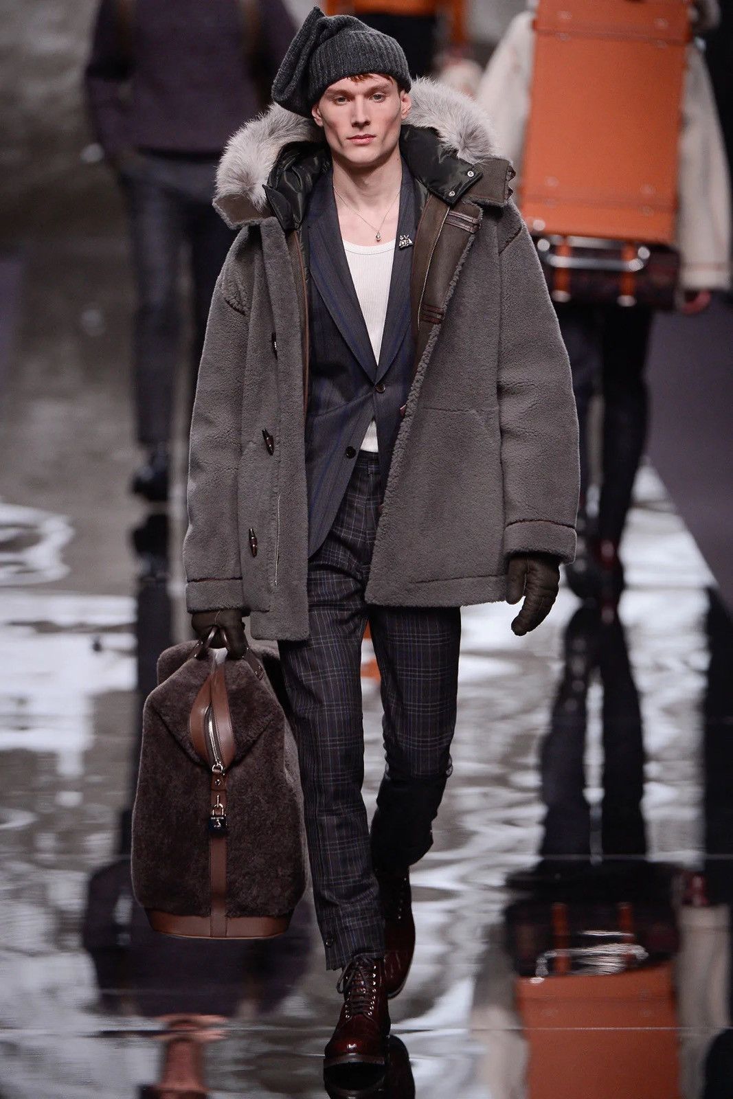 Louis Vuitton Louis Vuitton FW 2013 Shearling Duffle Coat Fur Trim Hood Size US M / EU 48-50 / 2 - 3 Thumbnail