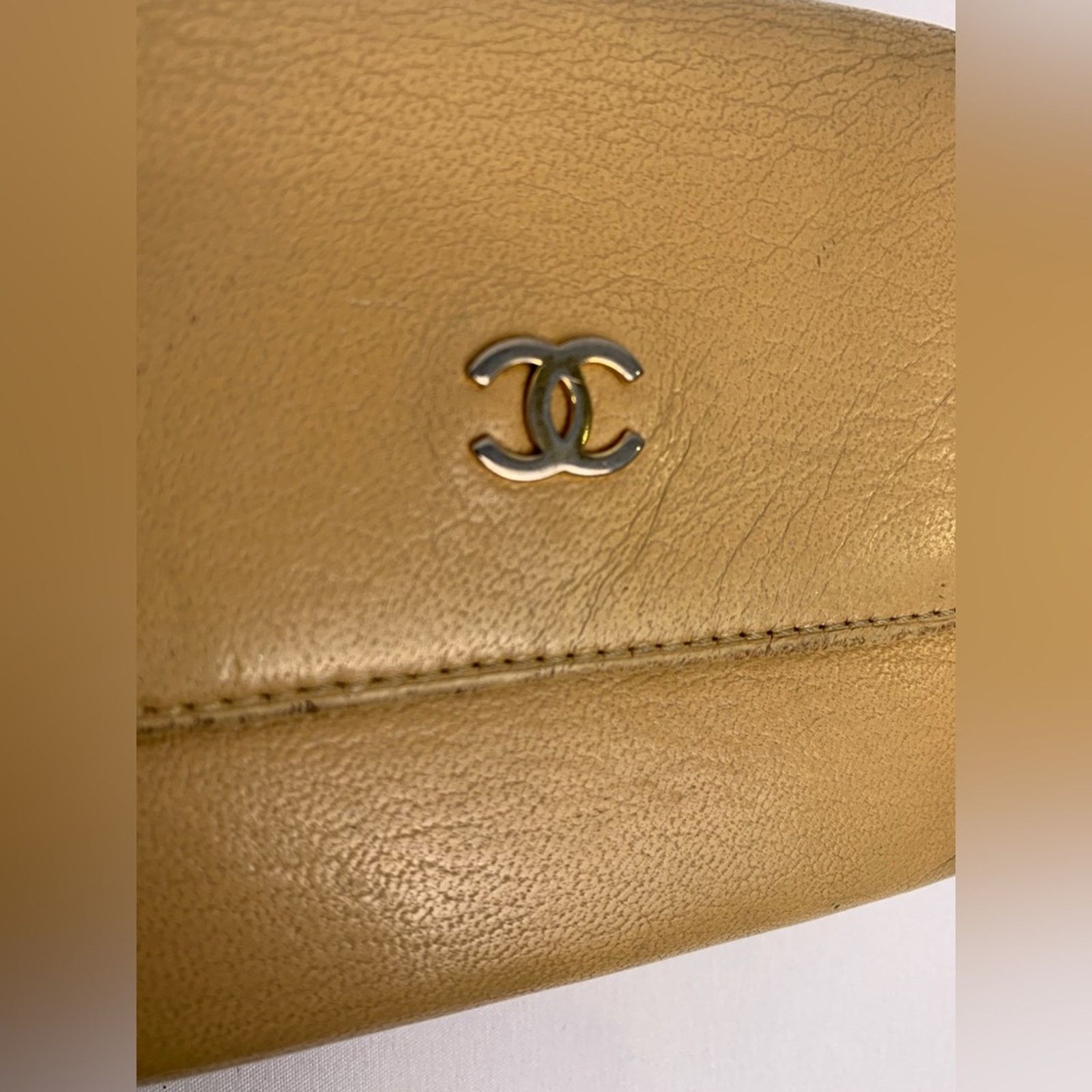 Chanel Authentic Chanel Tan Leather Wallet Tri fold Size ONE SIZE - 4 Thumbnail