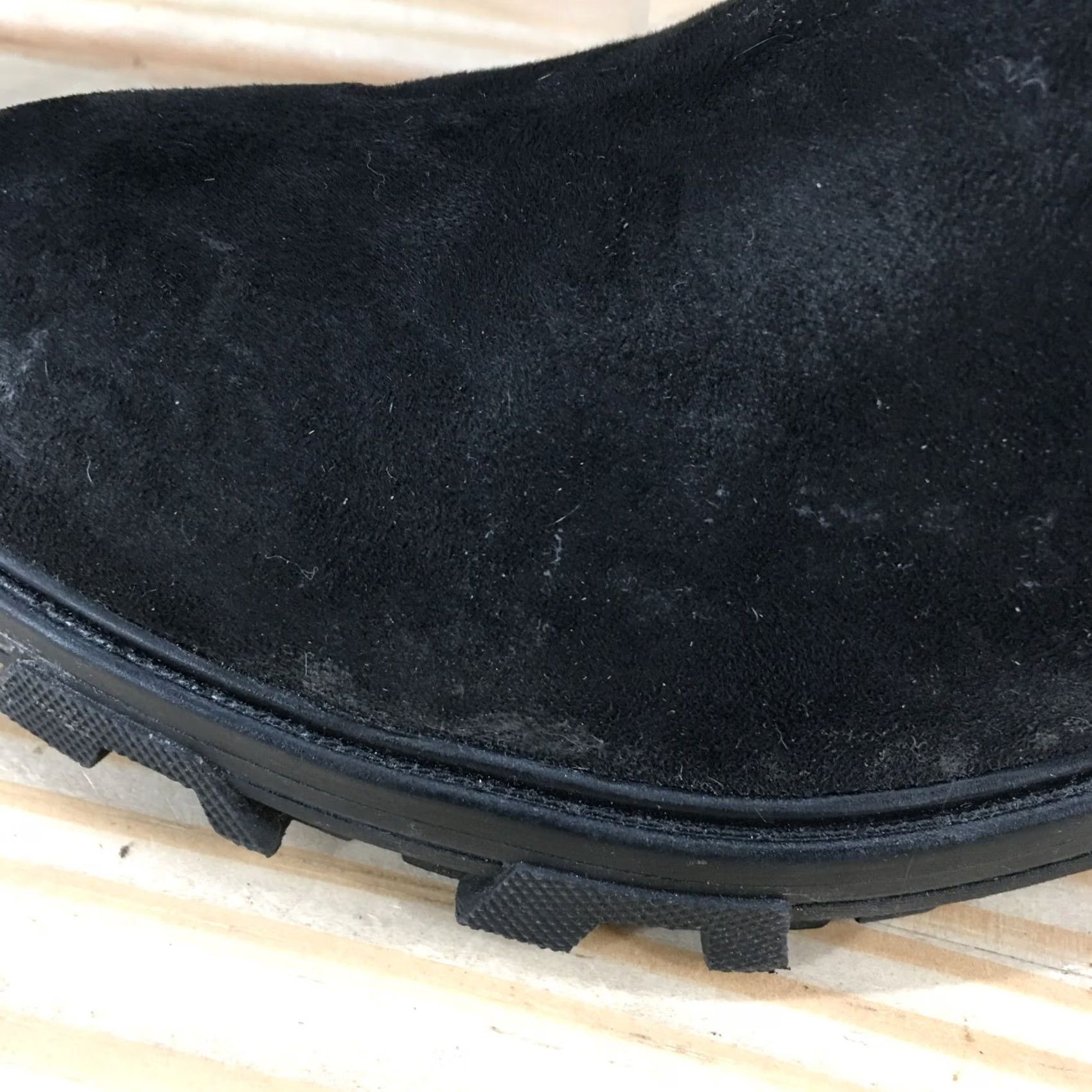 Vintage Unisa Boots Womens Wadi-M Ankle Booties Zipper Black Suede Casual Mid Heel 2" Size US 9 / IT 39 - 3 Thumbnail
